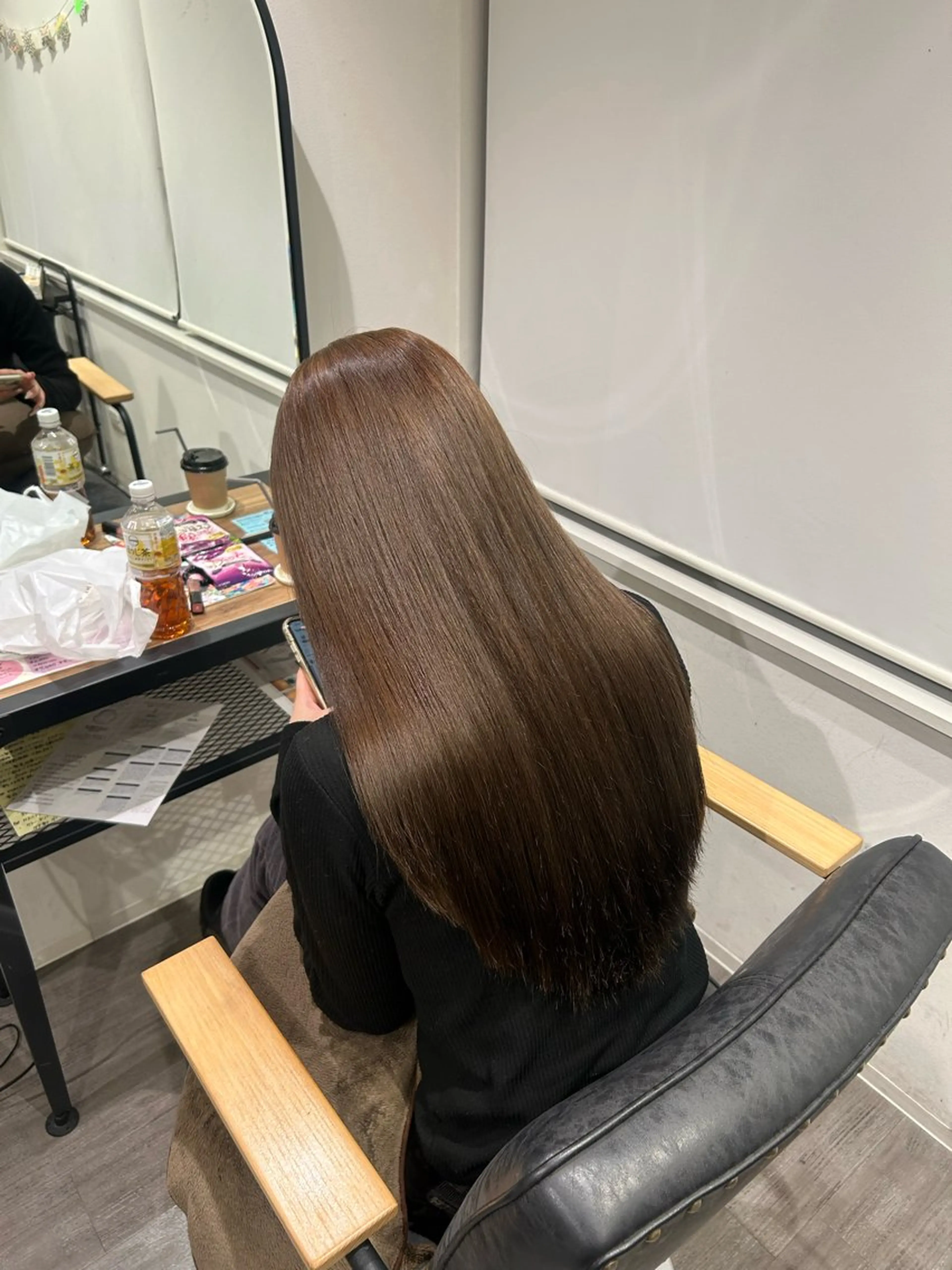 ロング カラー アッシュ アッシュグレー アッシュグレージュ ブリーチ 透明感カラー ヘアカラー トリートメント cocotte 💟草間紫音💟のヘアスタイル