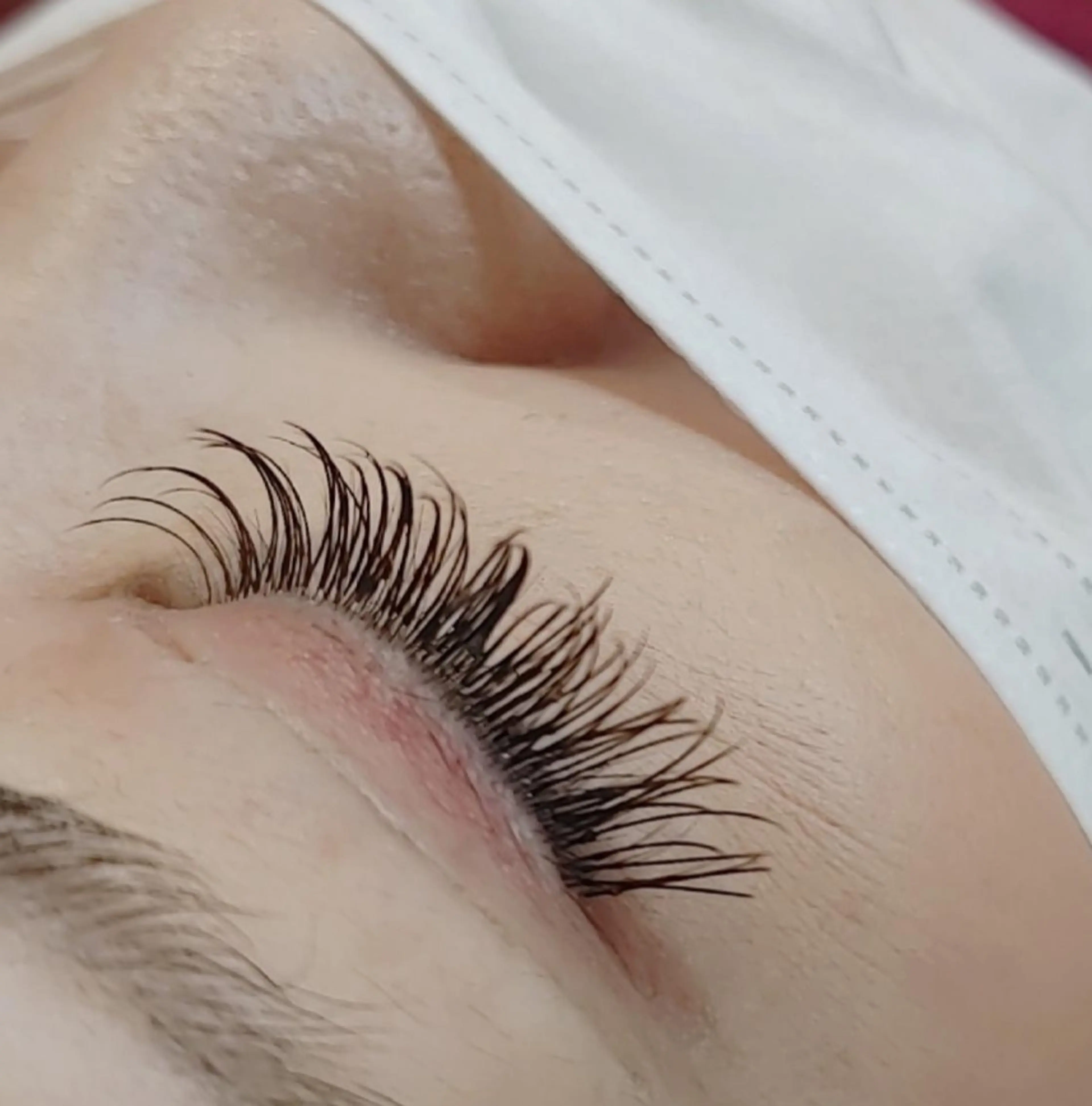 《マツエク フラットマットラッシュ》 140本の写真