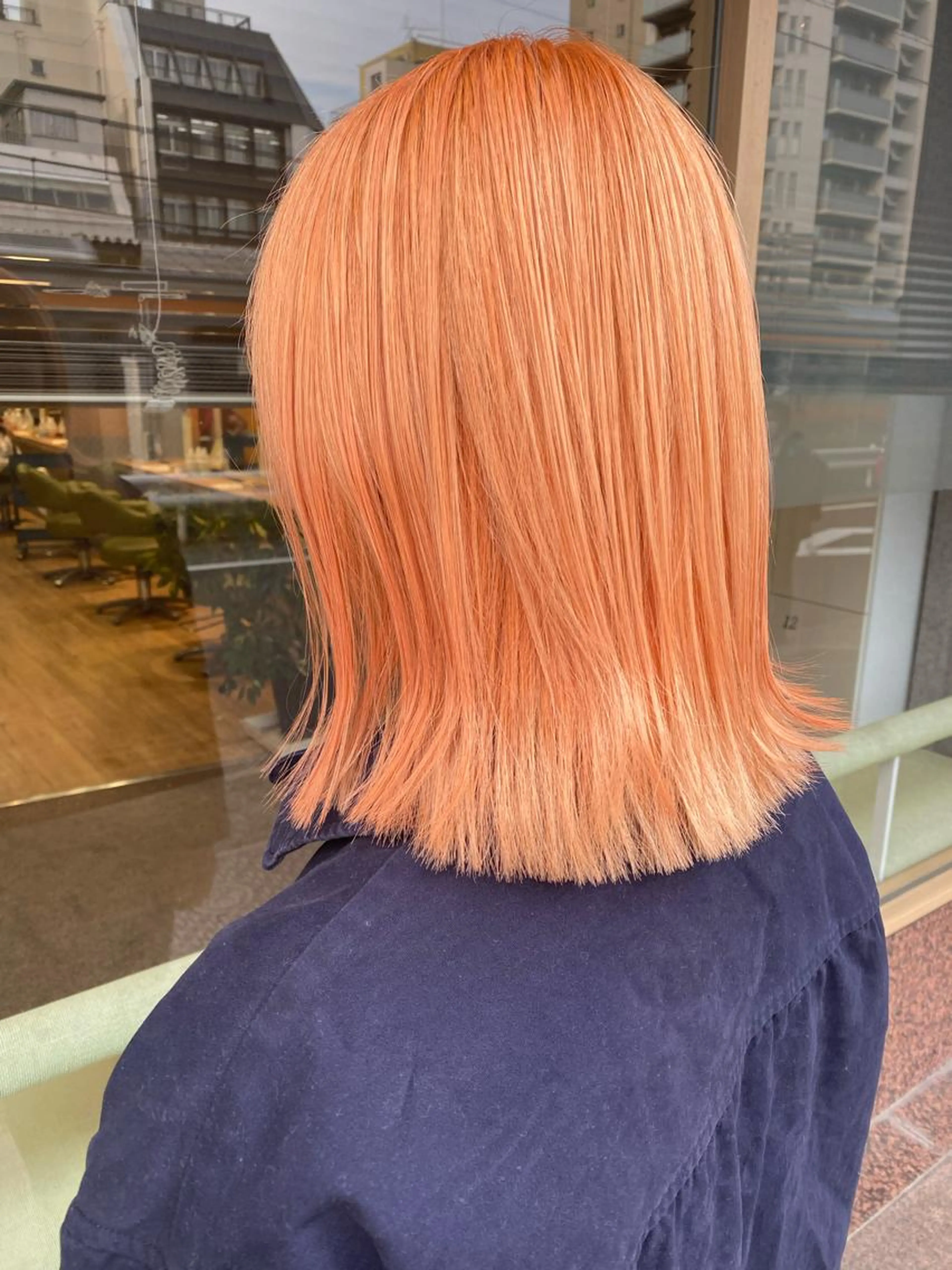 ブリーチオンカラー＋メンテナンスカット+魔法のバブルの写真