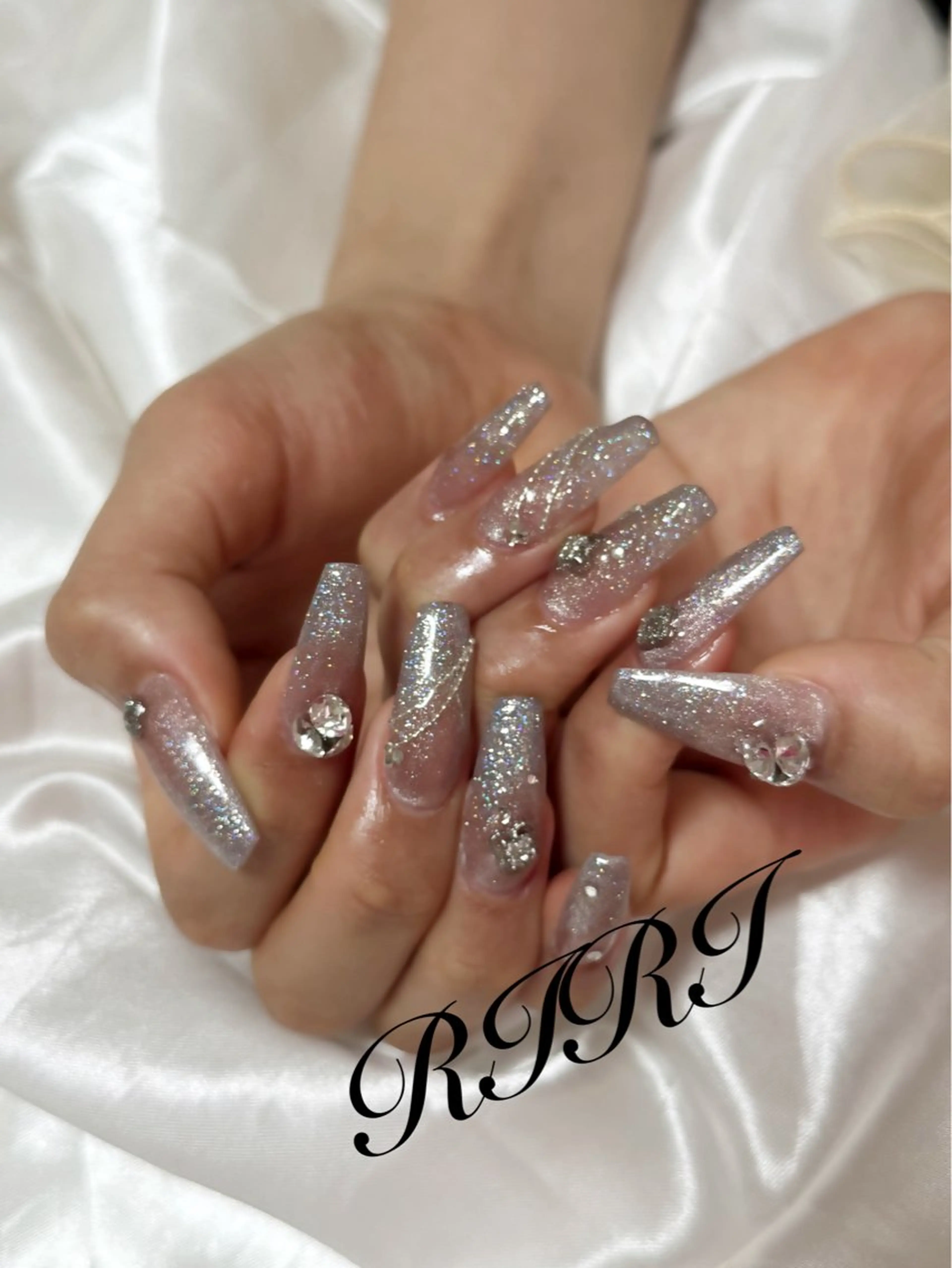 ネイル フラッシュネイル ジェルネイル 韓国ネイル ロングネイル スカルプネイル ハンドネイル riri オーナーのネイルデザイン