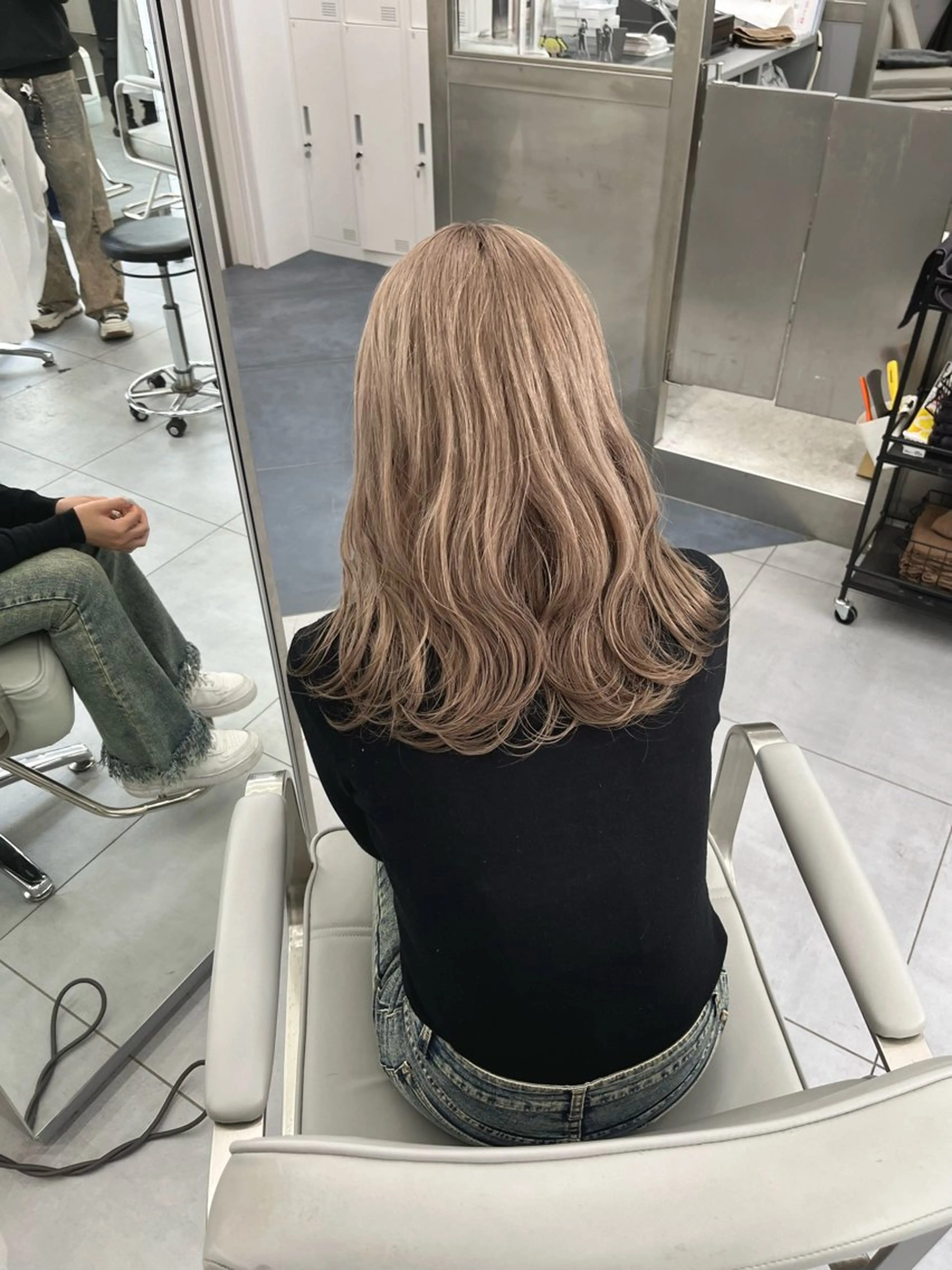 ミディアム カラー ヘアアレンジ ハイトーン/透明感/ レイヤー/かずや🦁のヘアスタイル