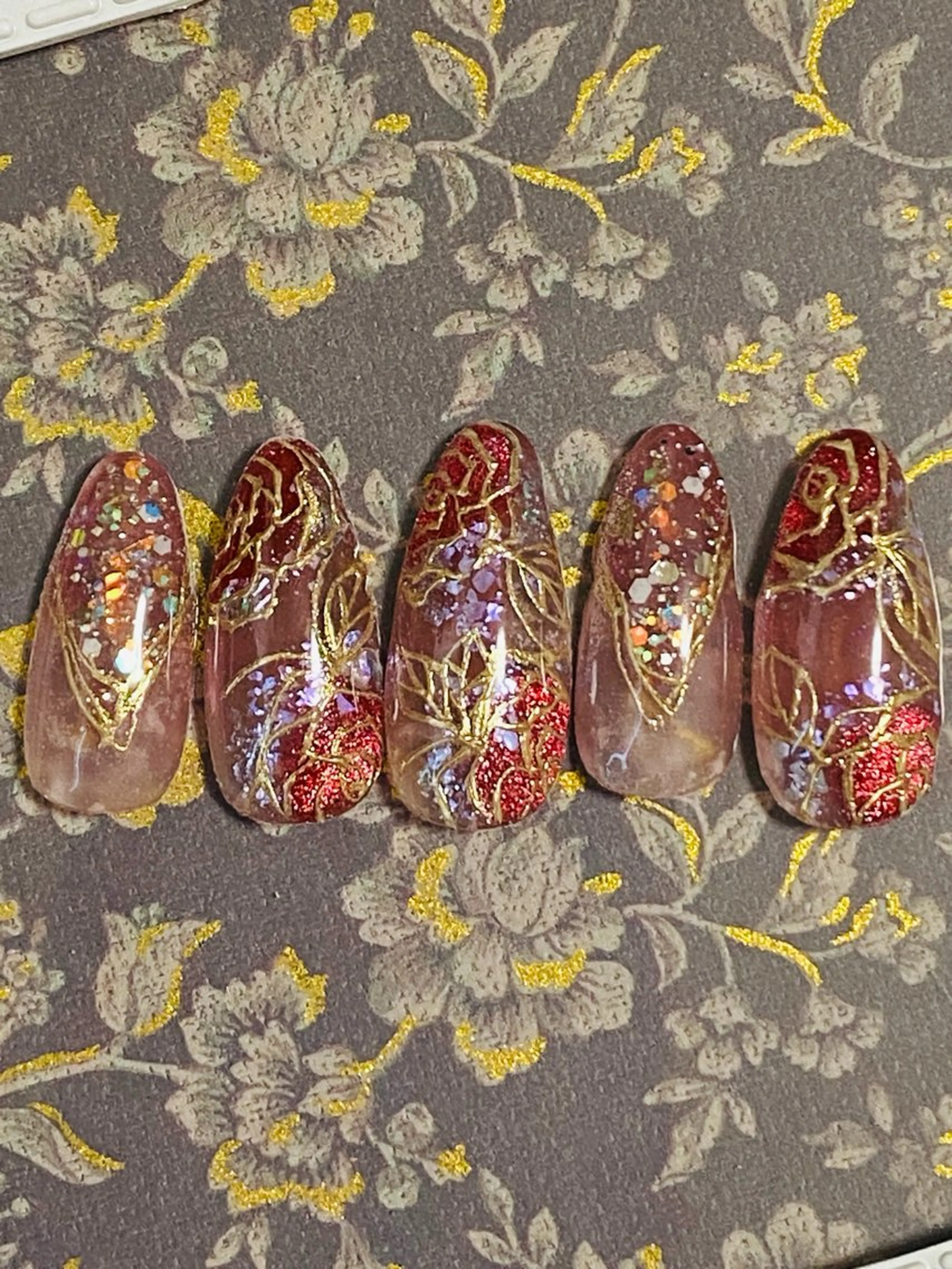 ネイル フラワーネイル マグネットネイル ミラーネイル 自宅ネイルサロン ♦️nuance♦️のネイルデザイン