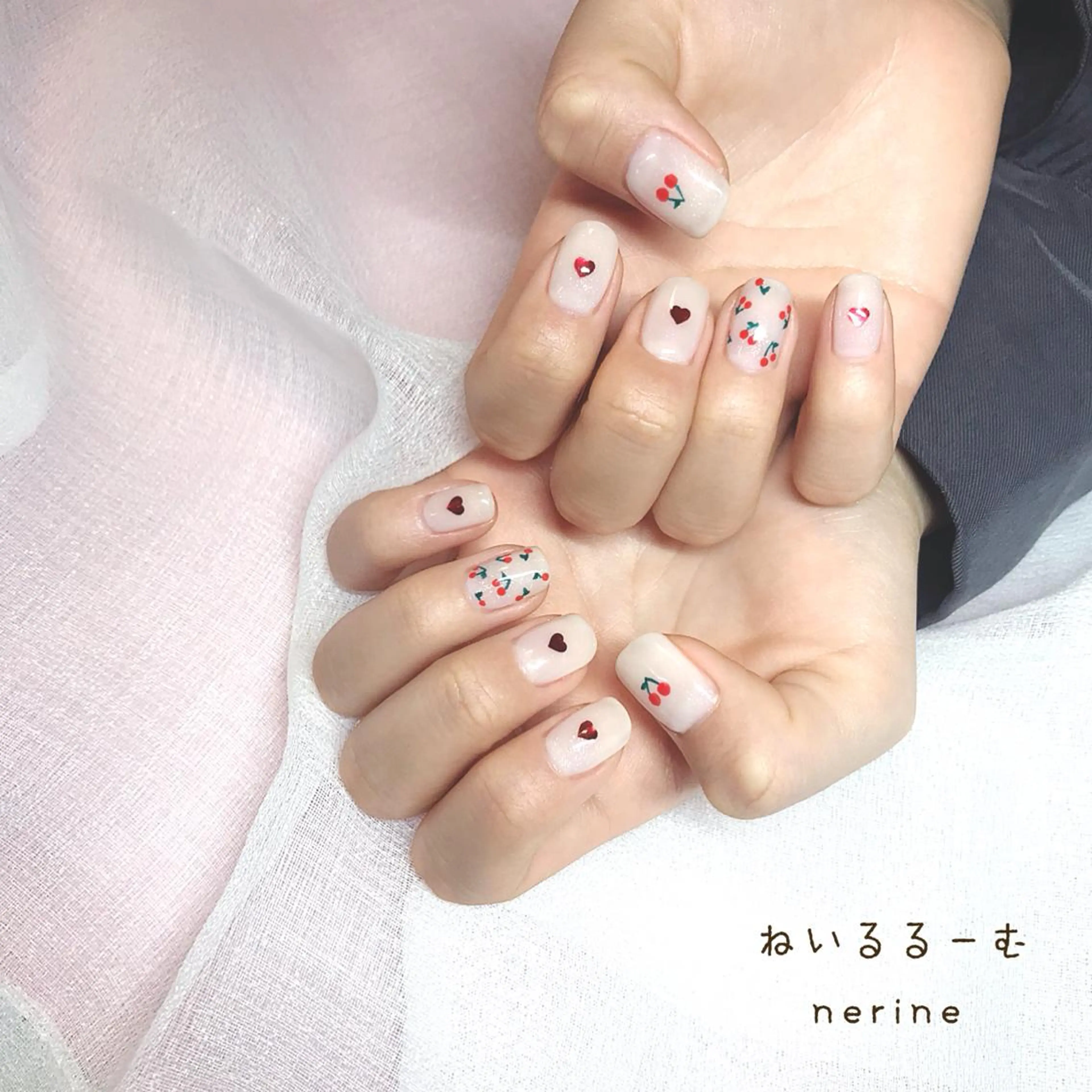 ネイル NAILST Naomiのネイルデザイン