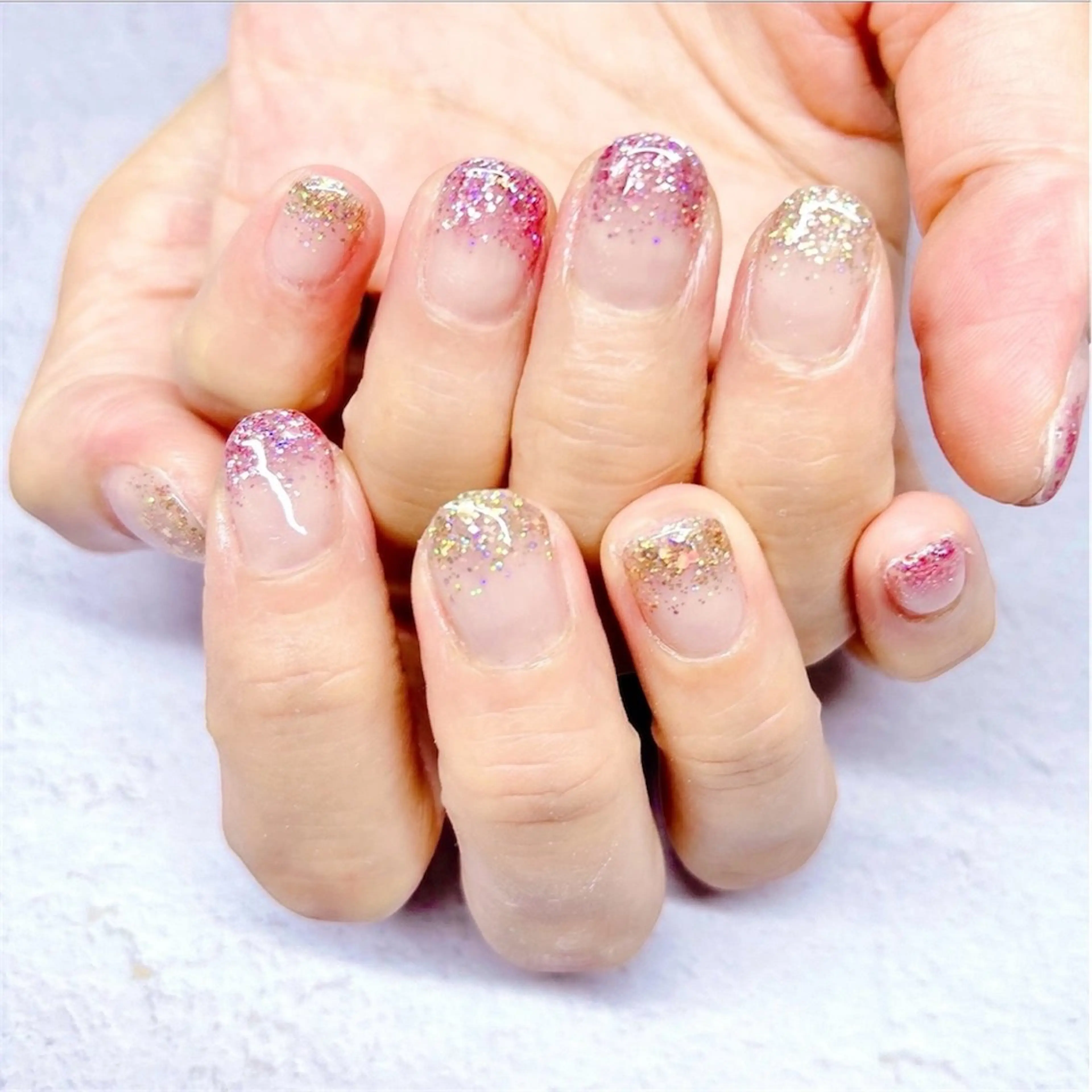 ネイル グラデーション ラメ(グリッター) ラメグラデーション MYu Beauty Salon  MAIのネイルデザイン