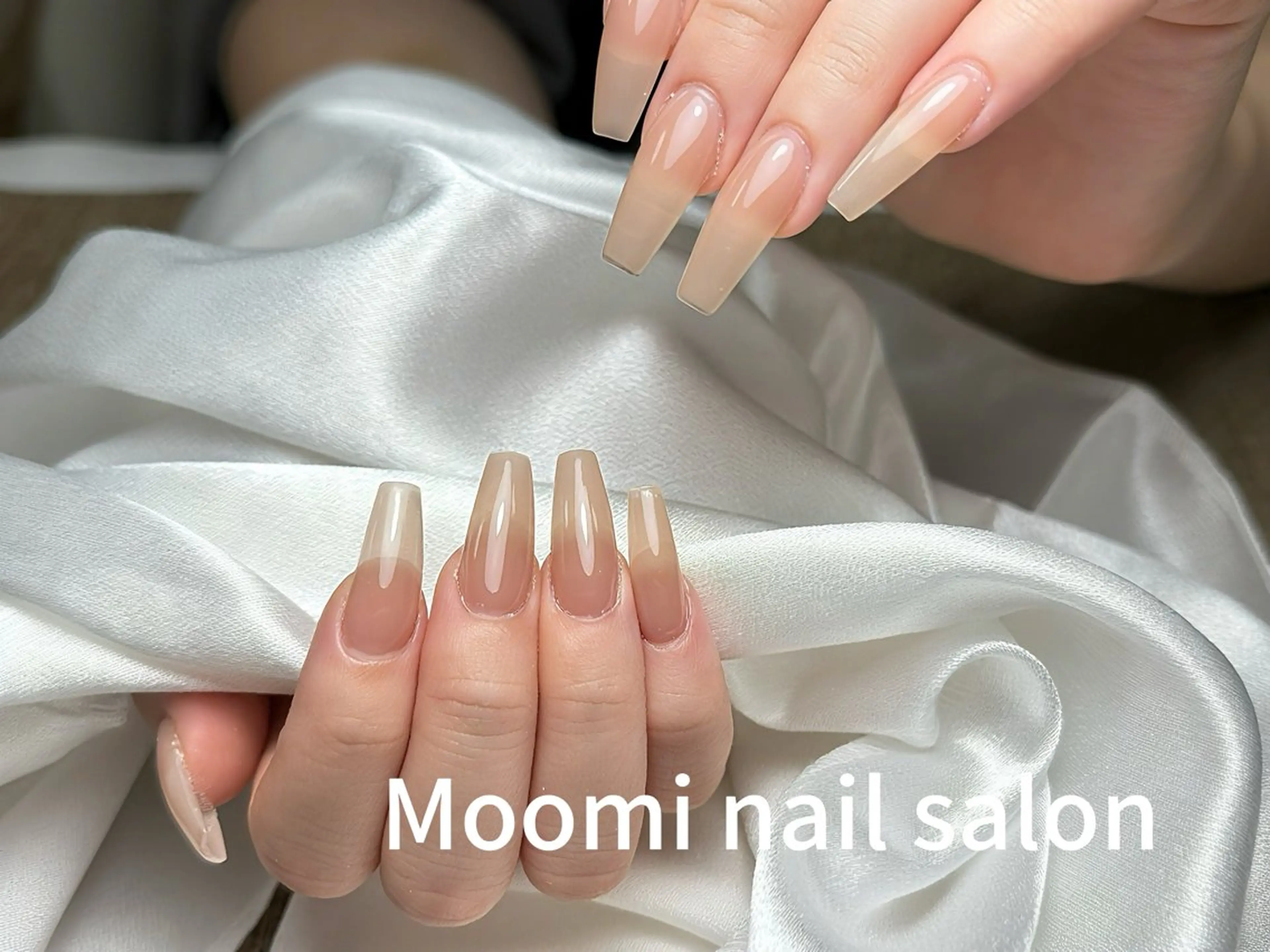 ロング ハンドネイル Moomi nail salonのネイルデザイン