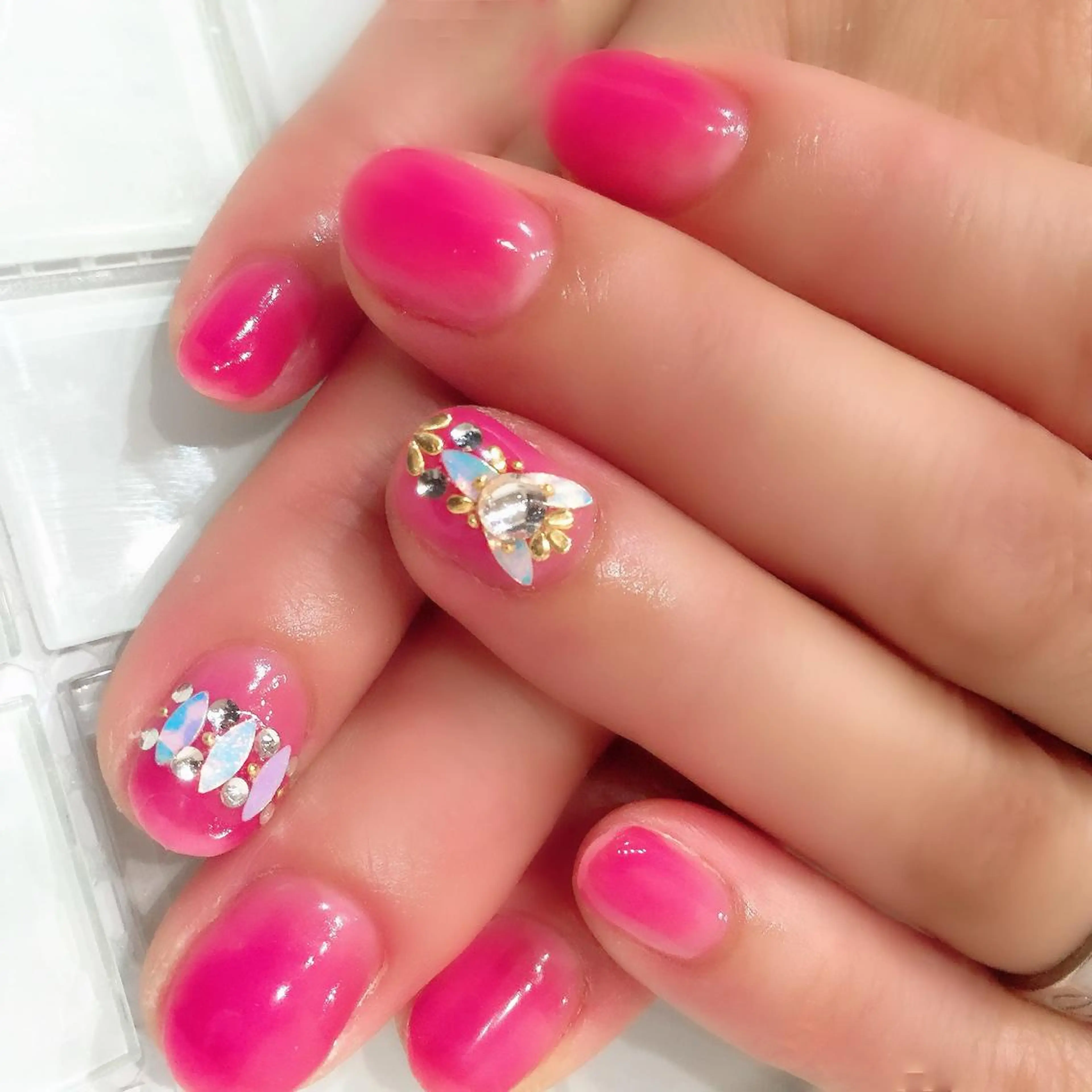 ネイル ゴージャス ESPERANZA NAIL所属・SASAKI NOZOMIのネイルデザイン