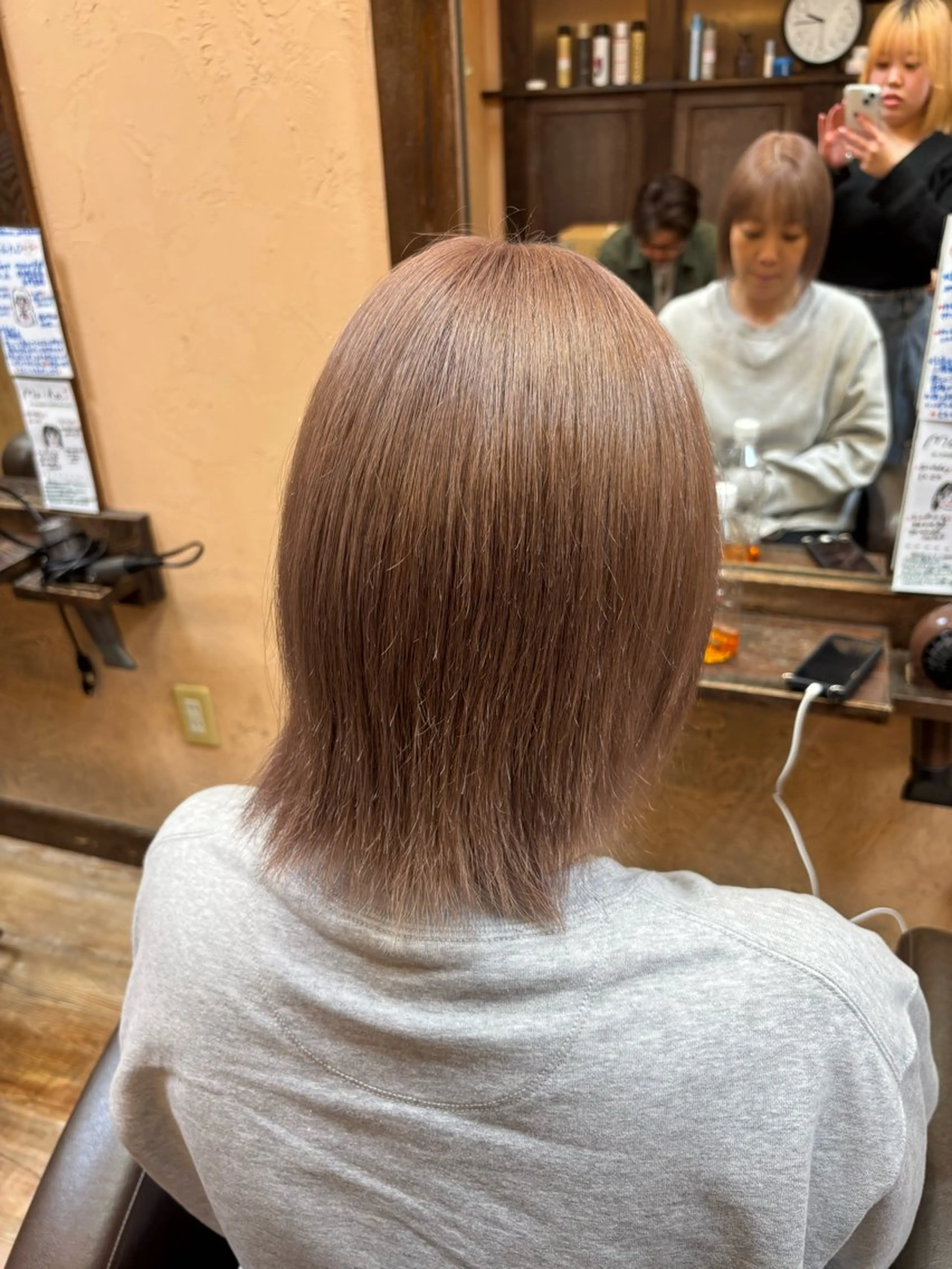 ミディアム カラー ヘアカラー トリートメント ブリーチカラー🎀 Himariのヘアスタイル