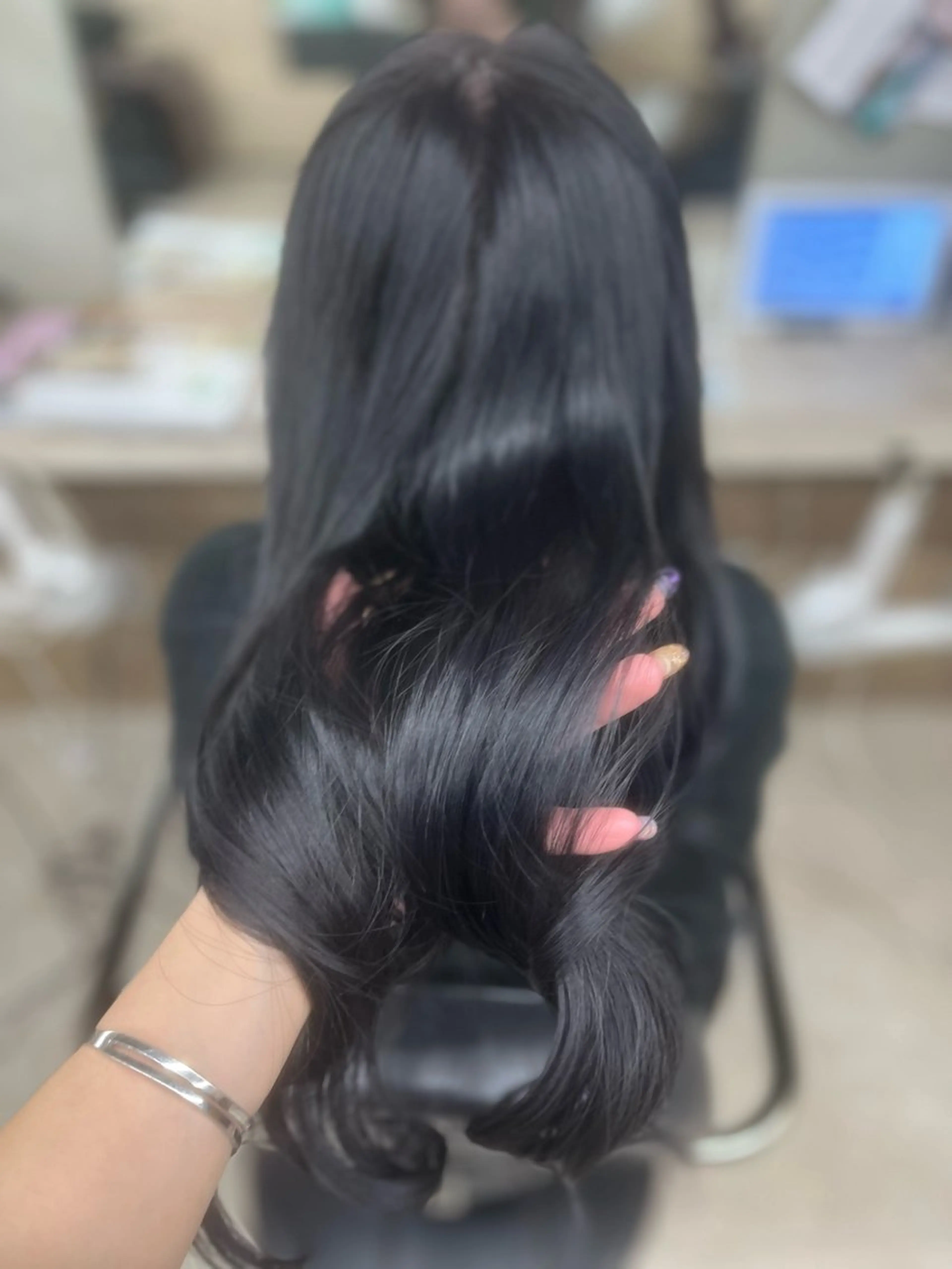 ロング カラー カット ヘアカラー トリートメント 🐈‍⬛多系統🕶 tsubura🖤のヘアスタイル