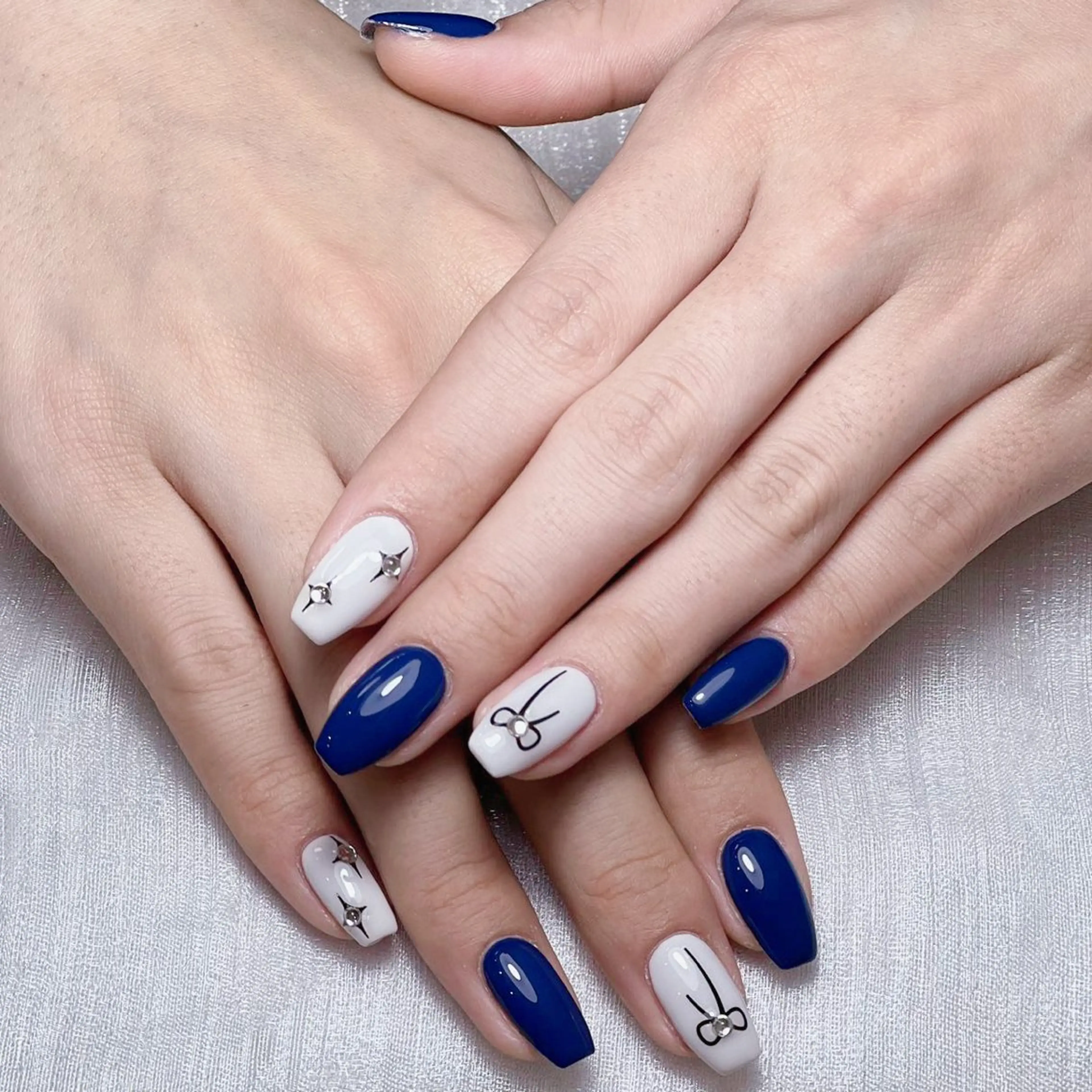 ネイル Hana 🎗のネイルデザイン