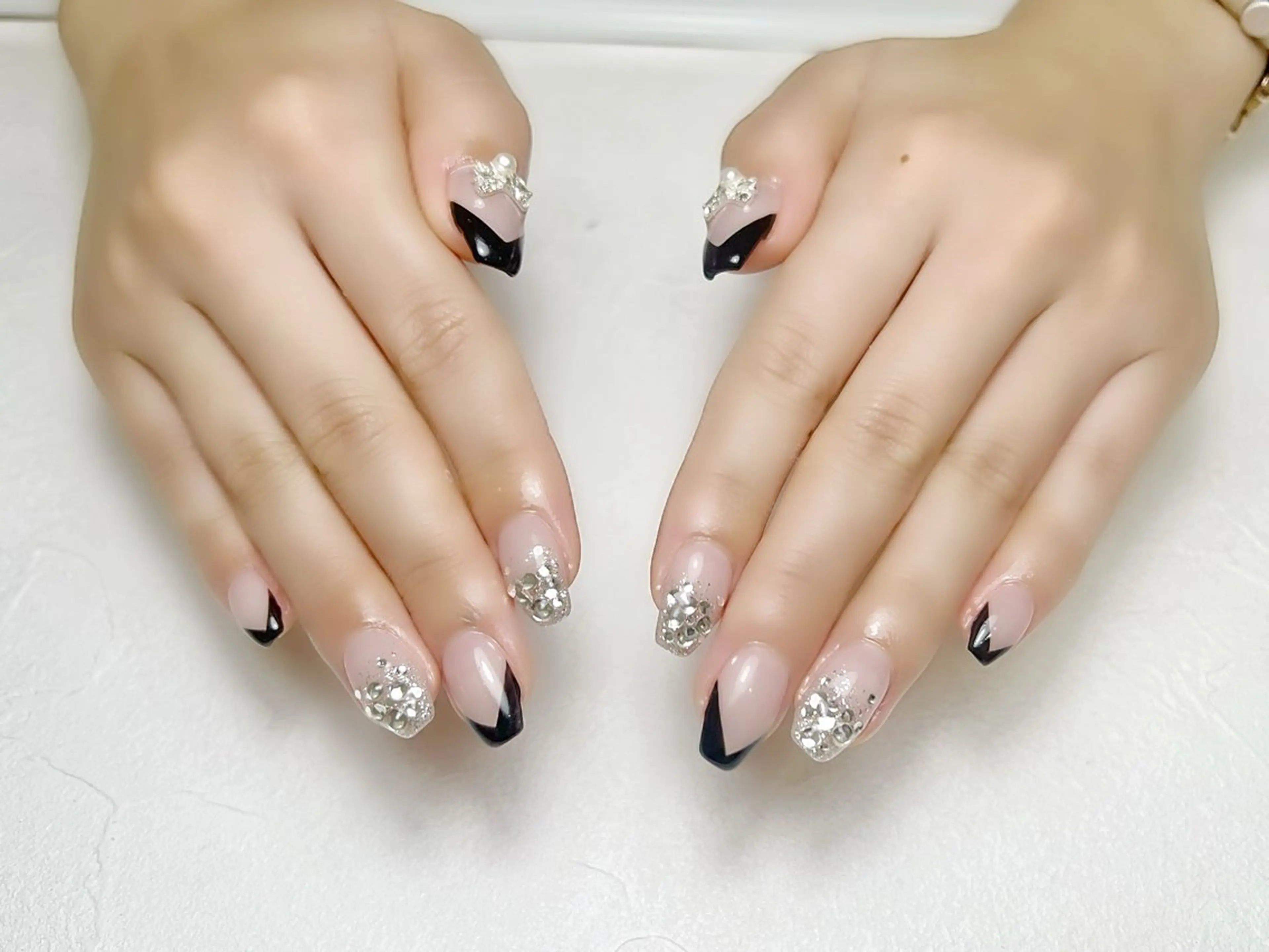 ネイル フレンチネイル グラデーション キラキラネイル ラメ(グリッター) ラメグラデーション rouse nail RISATOのネイルデザイン