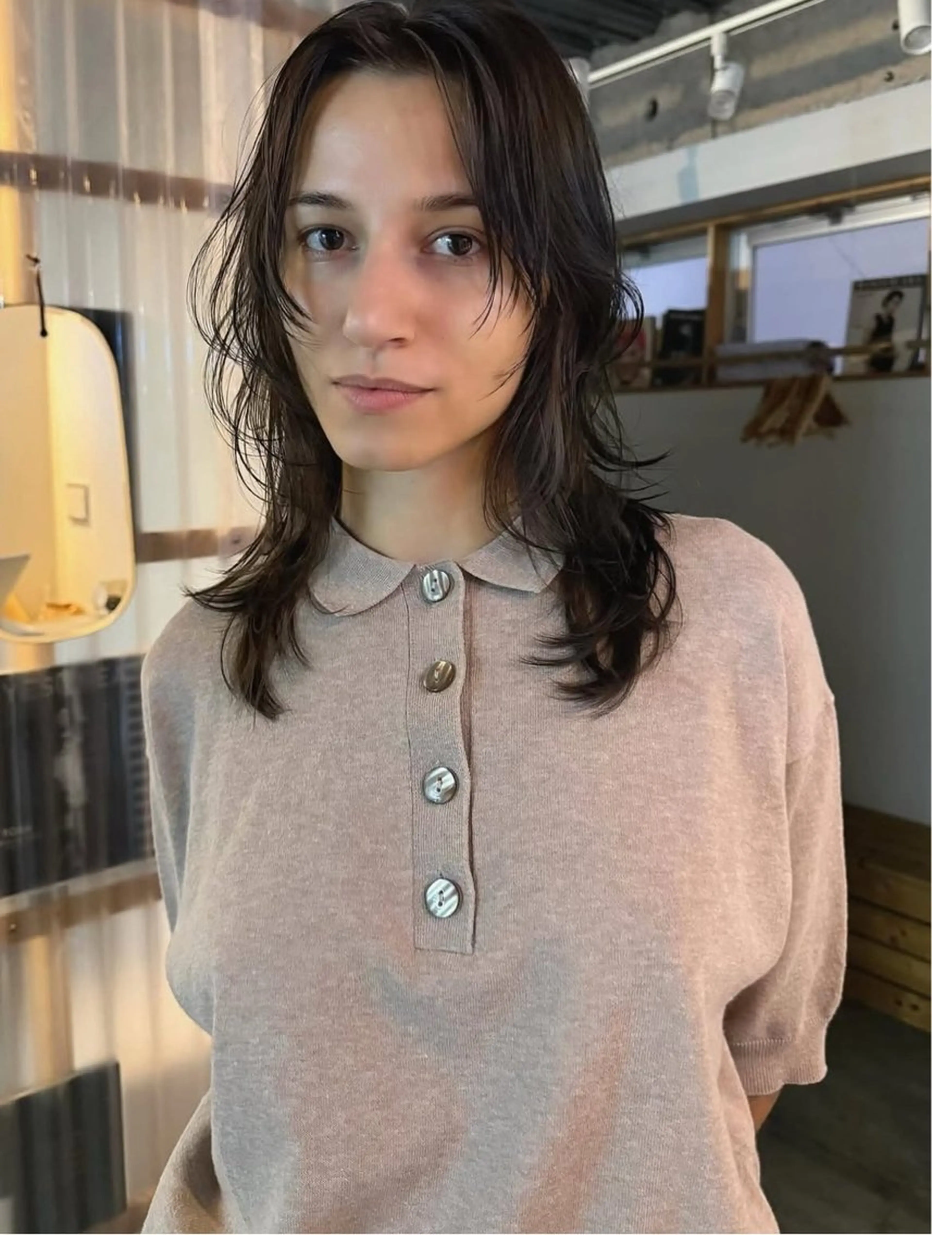 ミディアム 顔まわりレイヤー 顔周りカット ハイライト レイヤーカット 似合わせカット カット ヘアカラー トリートメント PARKiiiNG 大阪心斎橋/ブリーチのヘアスタイル