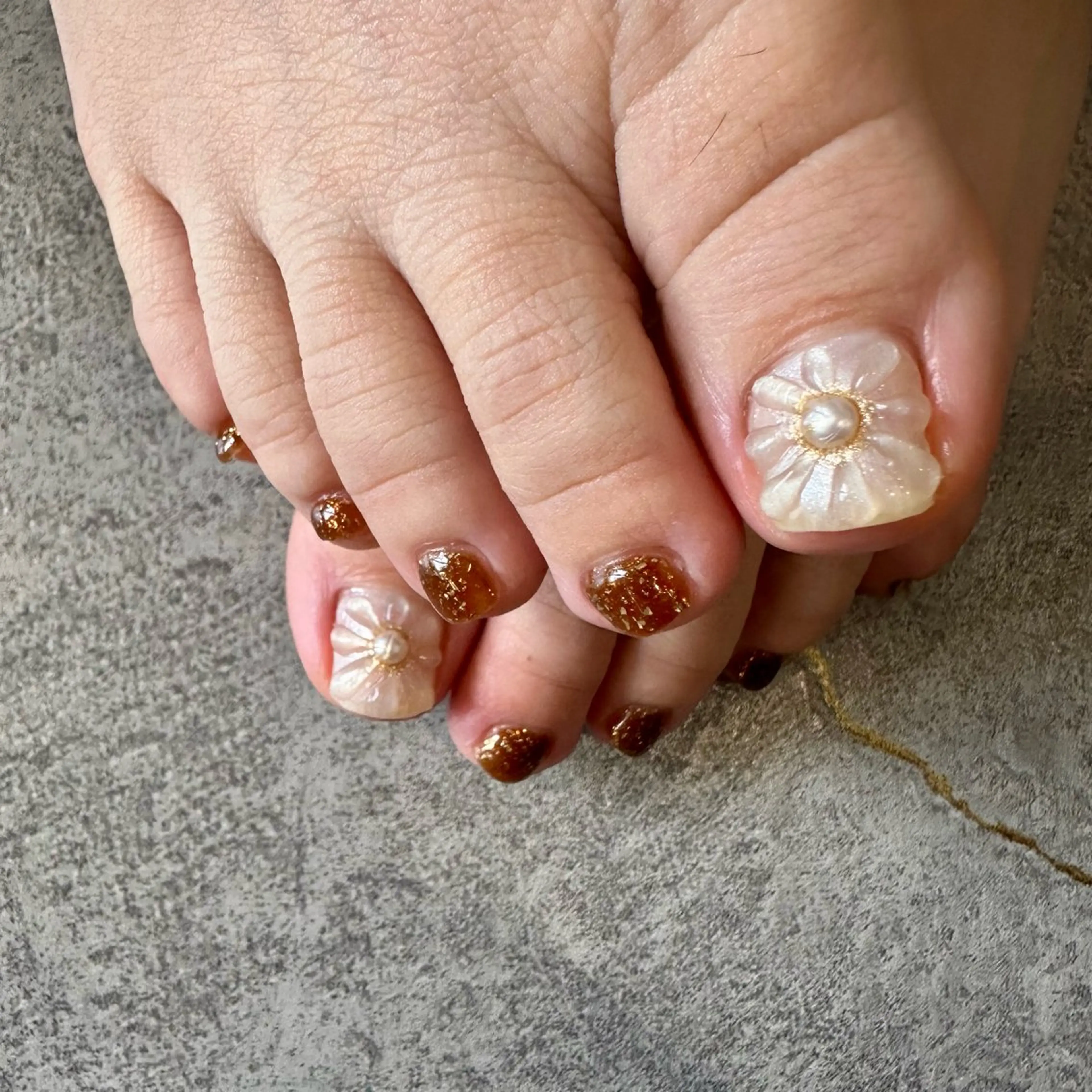 ネイル 持ち込み フットネイル atelier salon Mar’s鶴ヶ島 アットホームサロン所属・a Tomokaのネイルデザイン