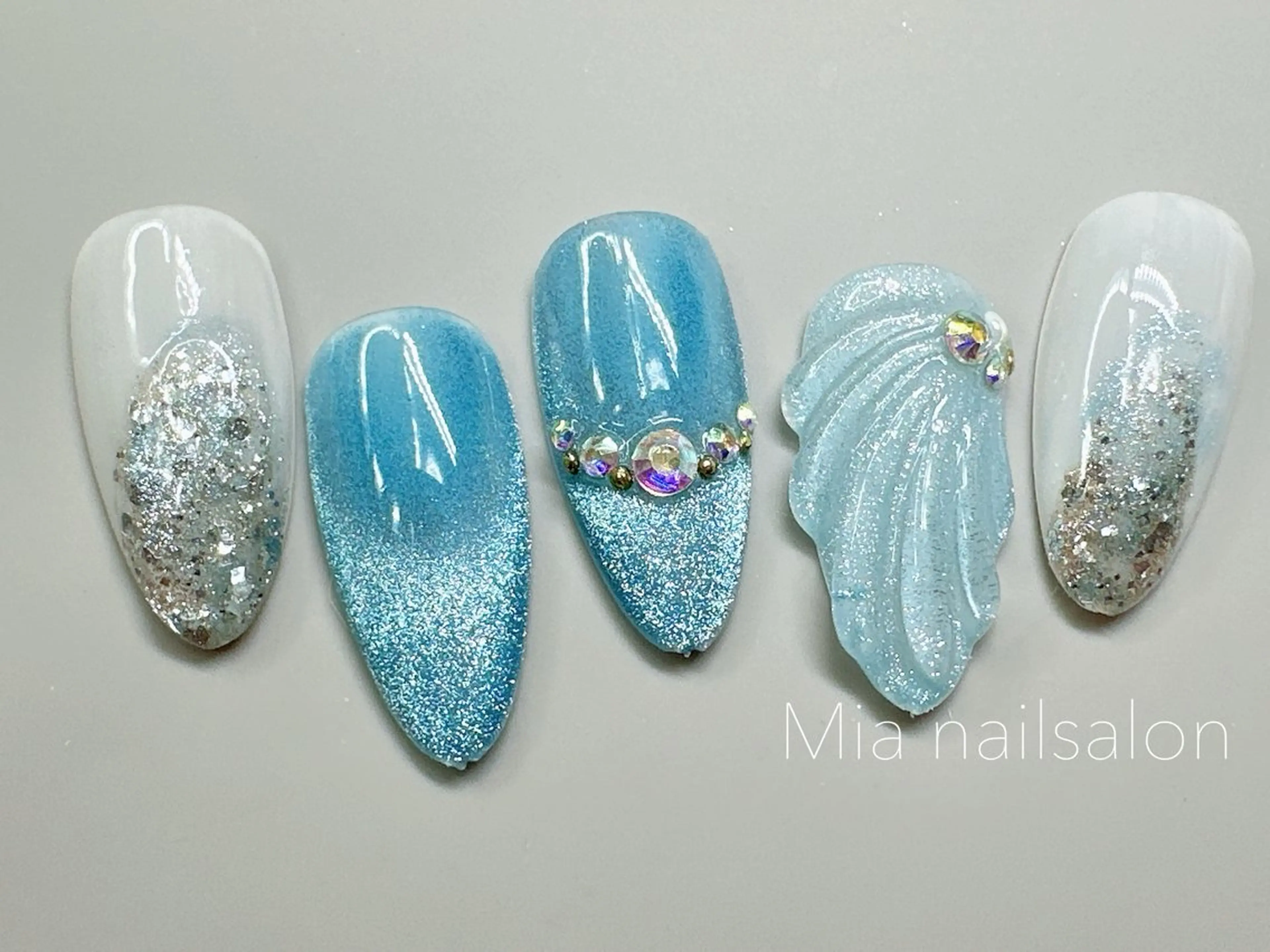 ネイル ハンドネイル Mia 自宅ネイルサロンのネイルデザイン