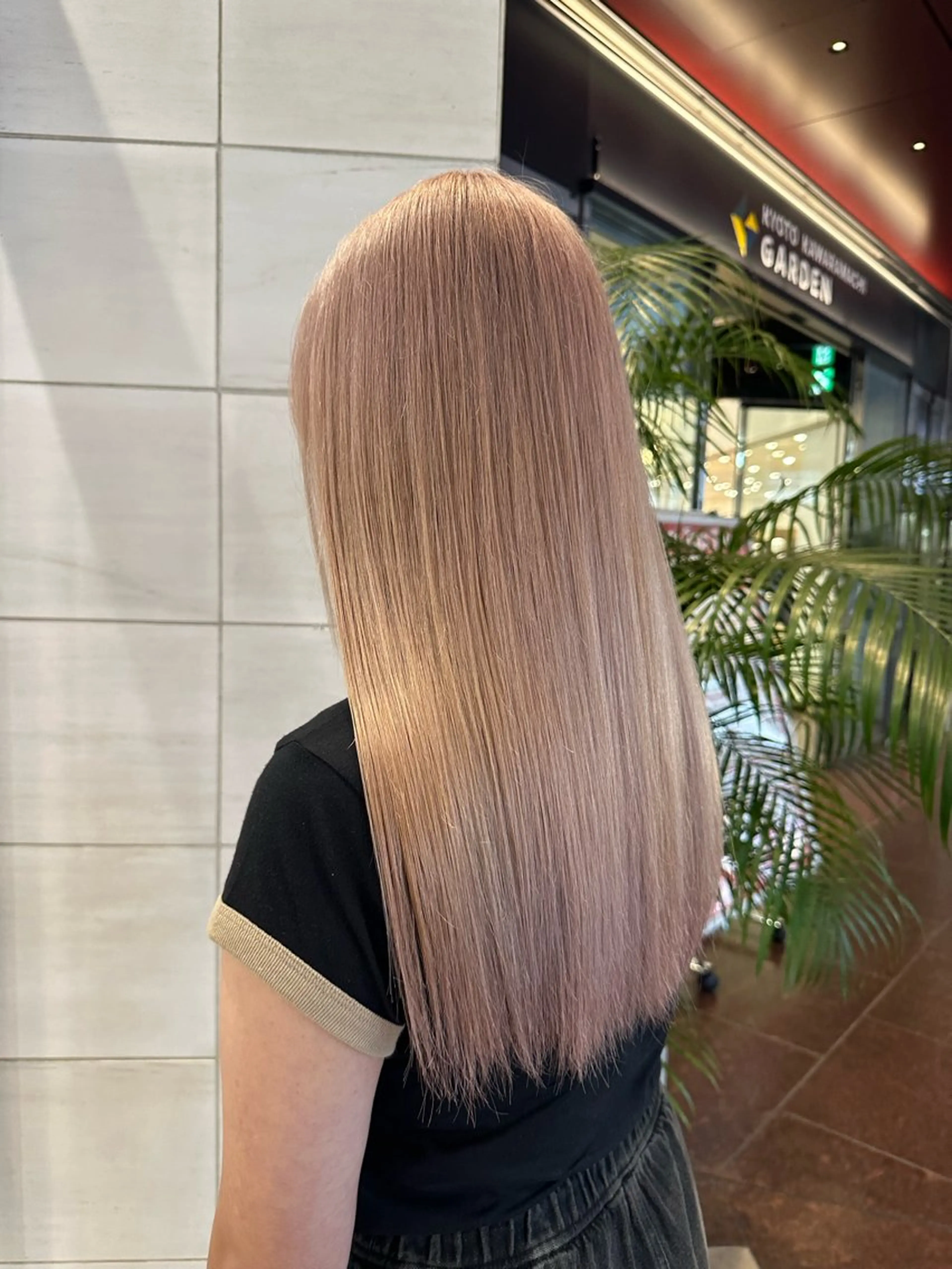 ロング カラー ハイトーン/ブリーチ カラー/SHOGOのヘアスタイル