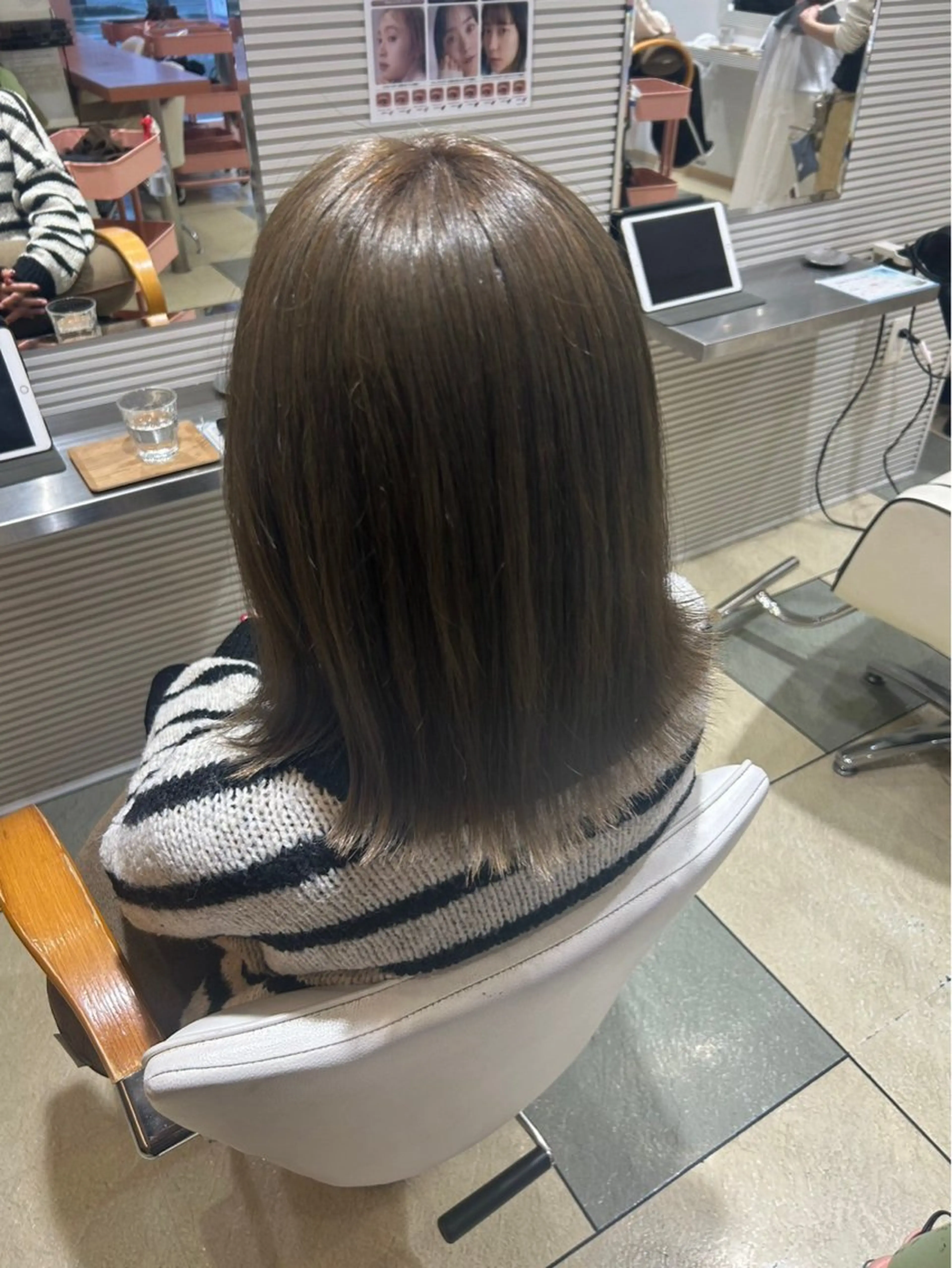 ミディアム カラー ☘️折戸結菜☘️ ハイトーンカラーのヘアスタイル