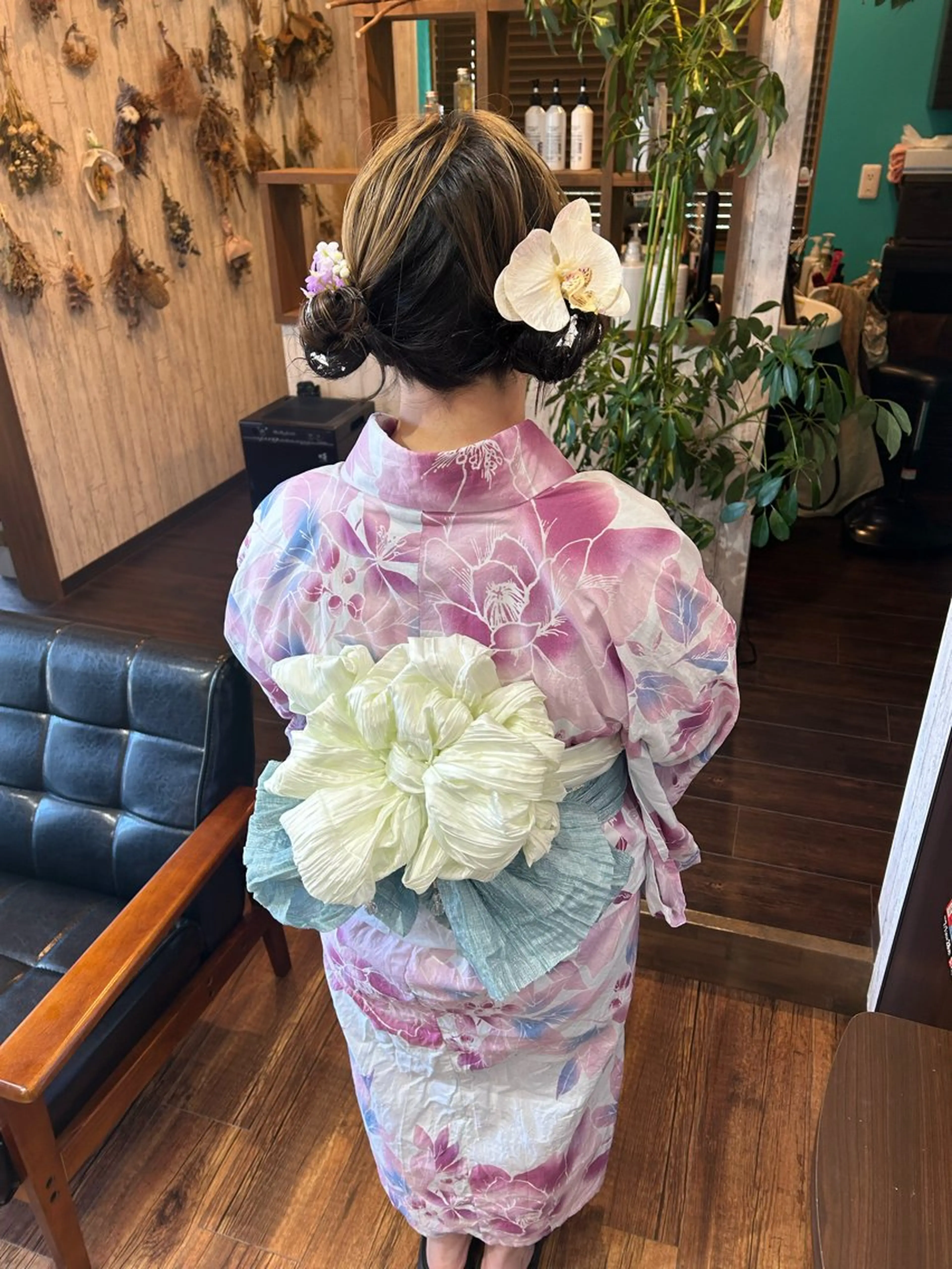 ミディアム ヘアアレンジ 早坂 さくらのヘアスタイル