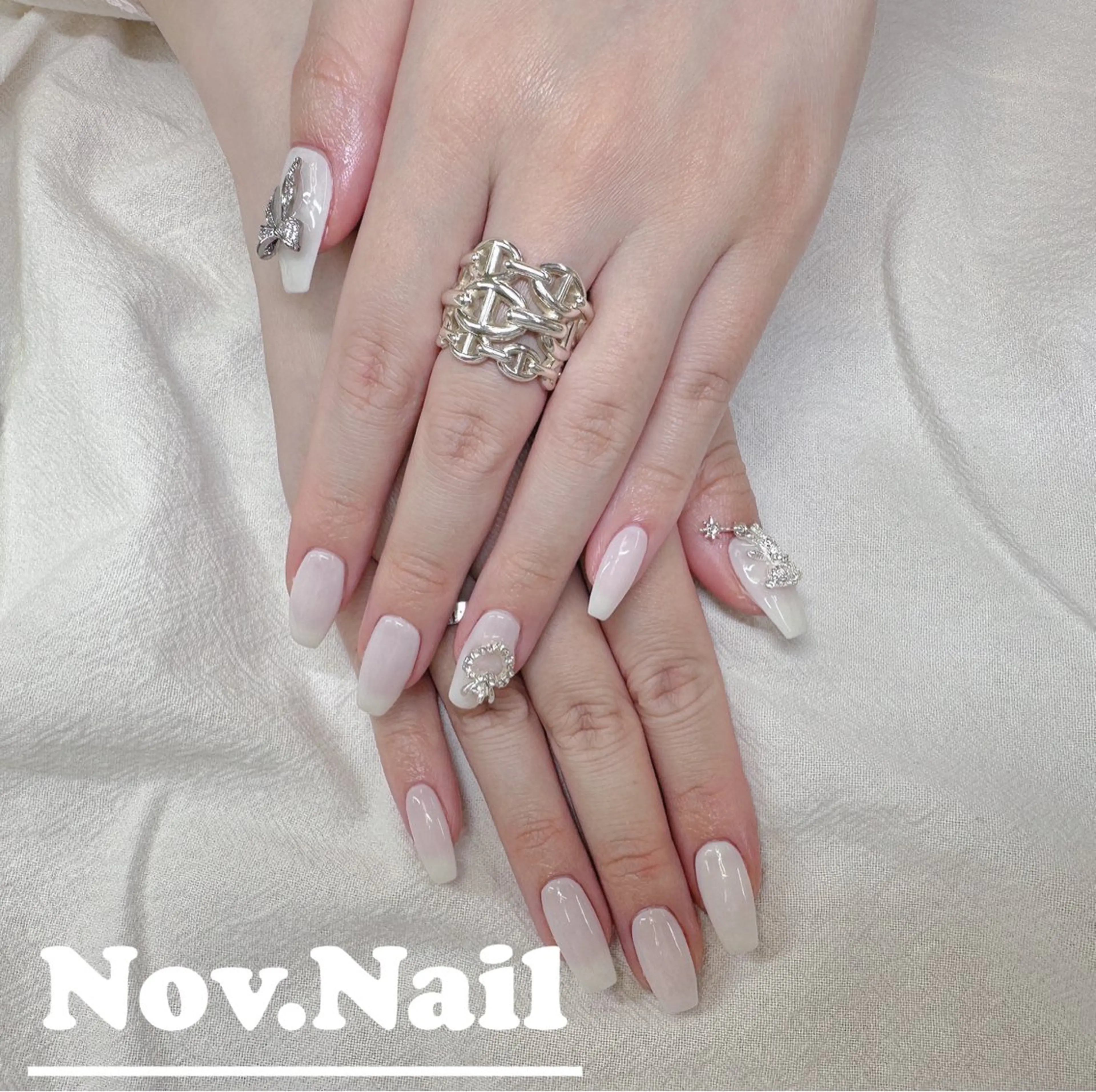 ネイル Nov. ネイルサロンのネイルデザイン