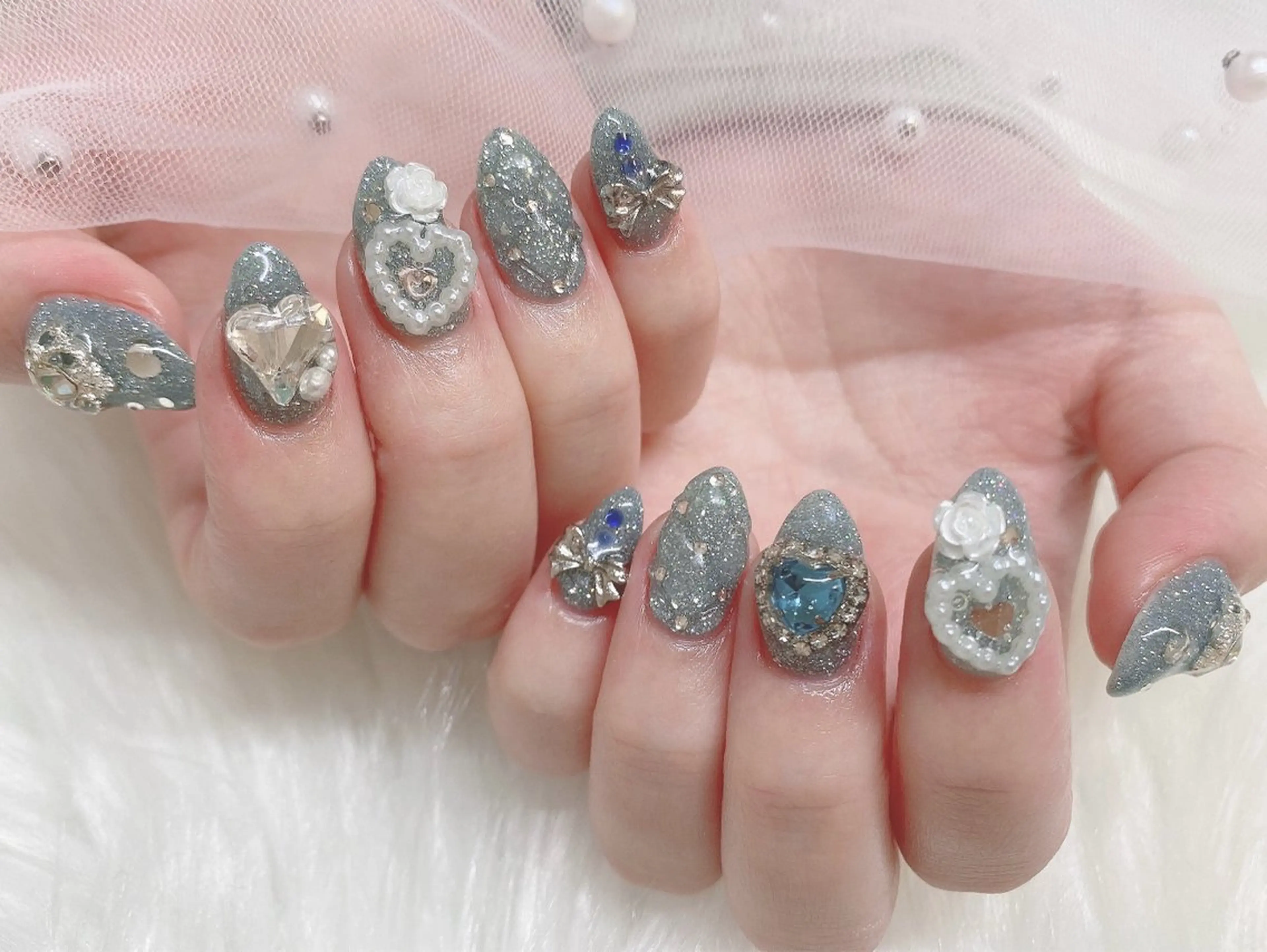 ネイル ハンドネイル PLATA LISAのネイルデザイン