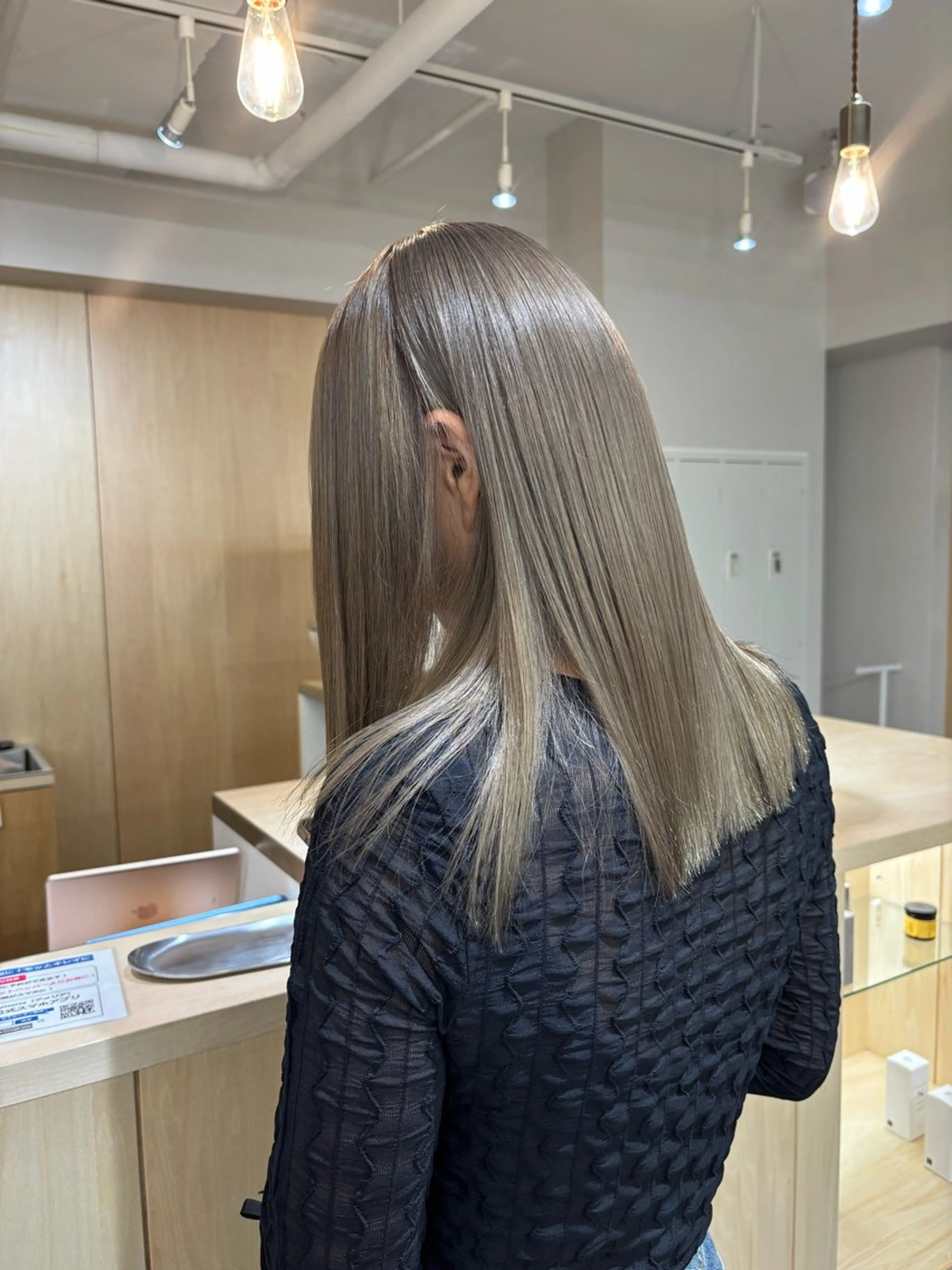 🧴人気menu🧴ブリーチリタッチ➕カラー➕外部補修トリートメント（平日17時以降、土日祝18時以降の募集となります）の写真