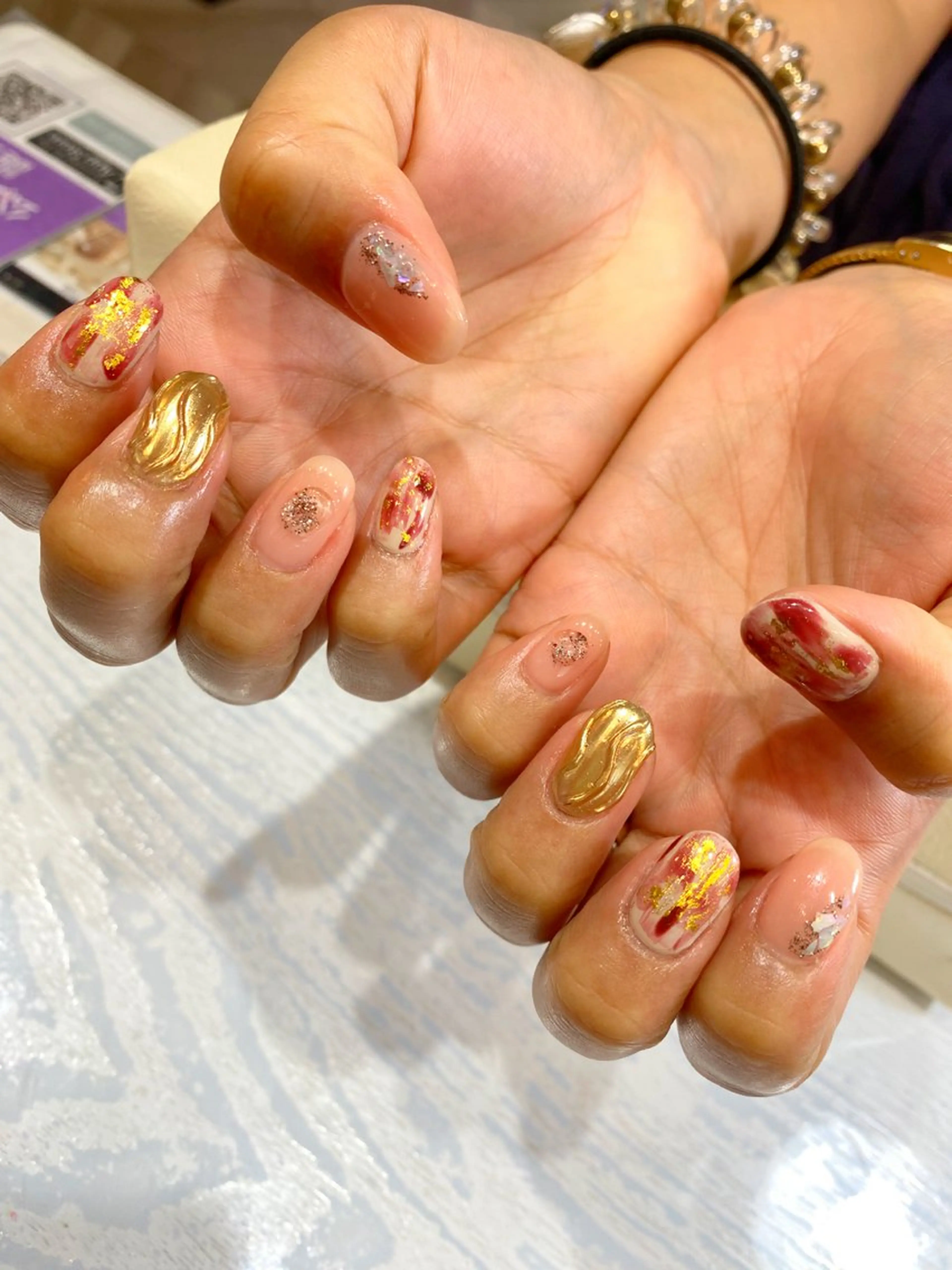 ニュアンス定額ネイル（オフあり）の写真