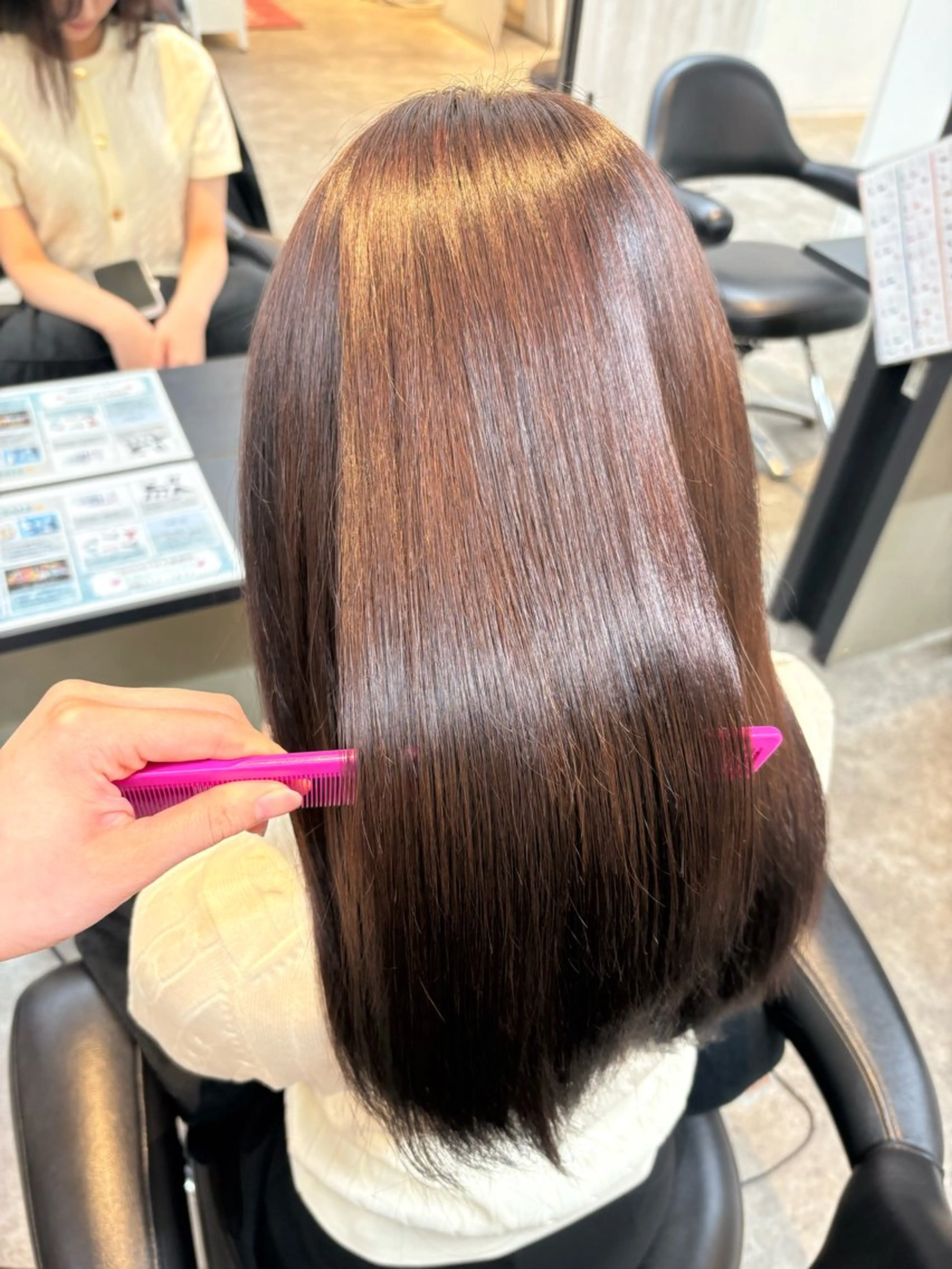 【迷ったらコレ🌟ノンダメージ】ホリスティックカラー+TRの写真