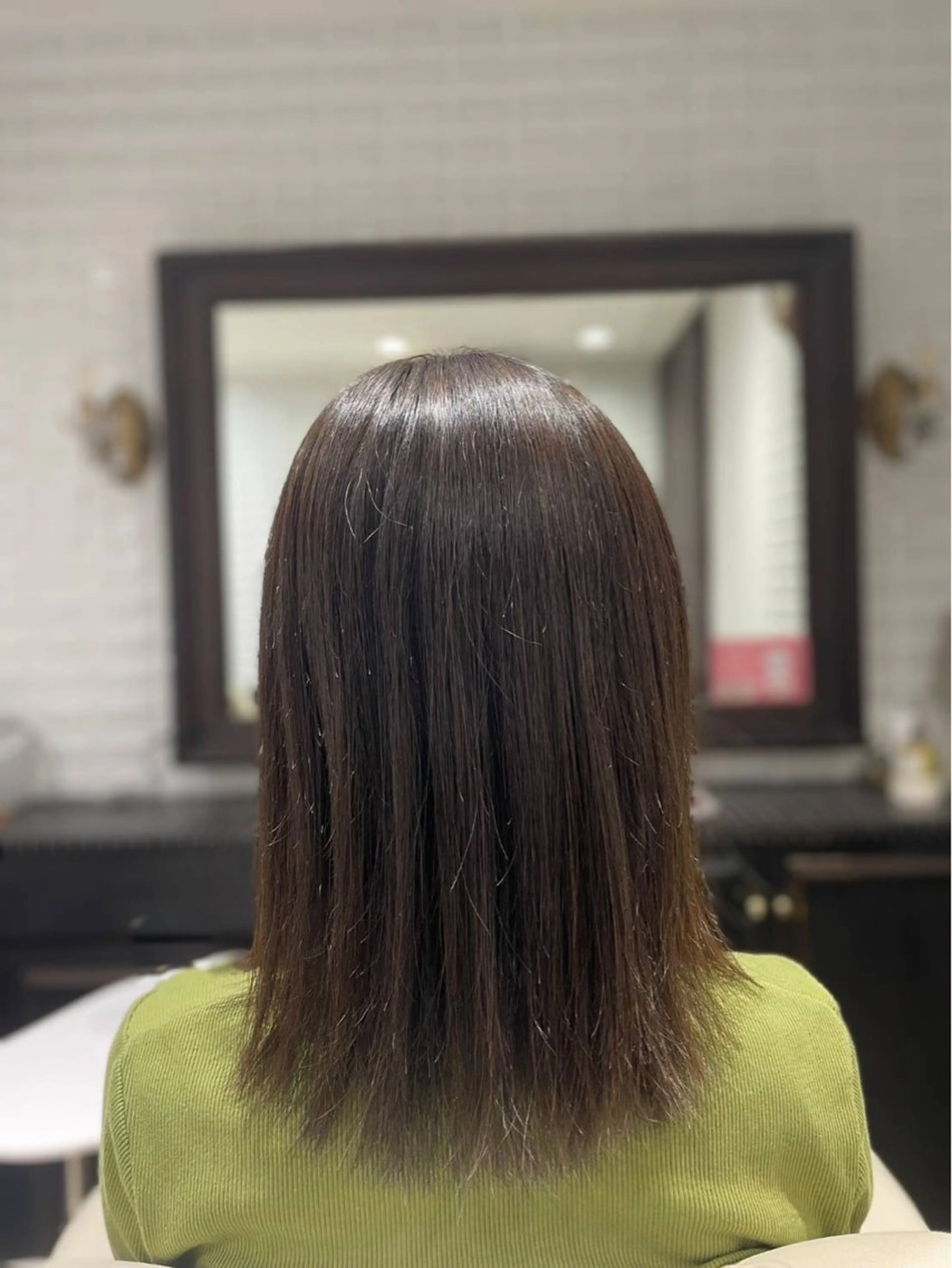 ミディアム カラー 波巻き、ツイスト パーマモデル募集中のヘアスタイル