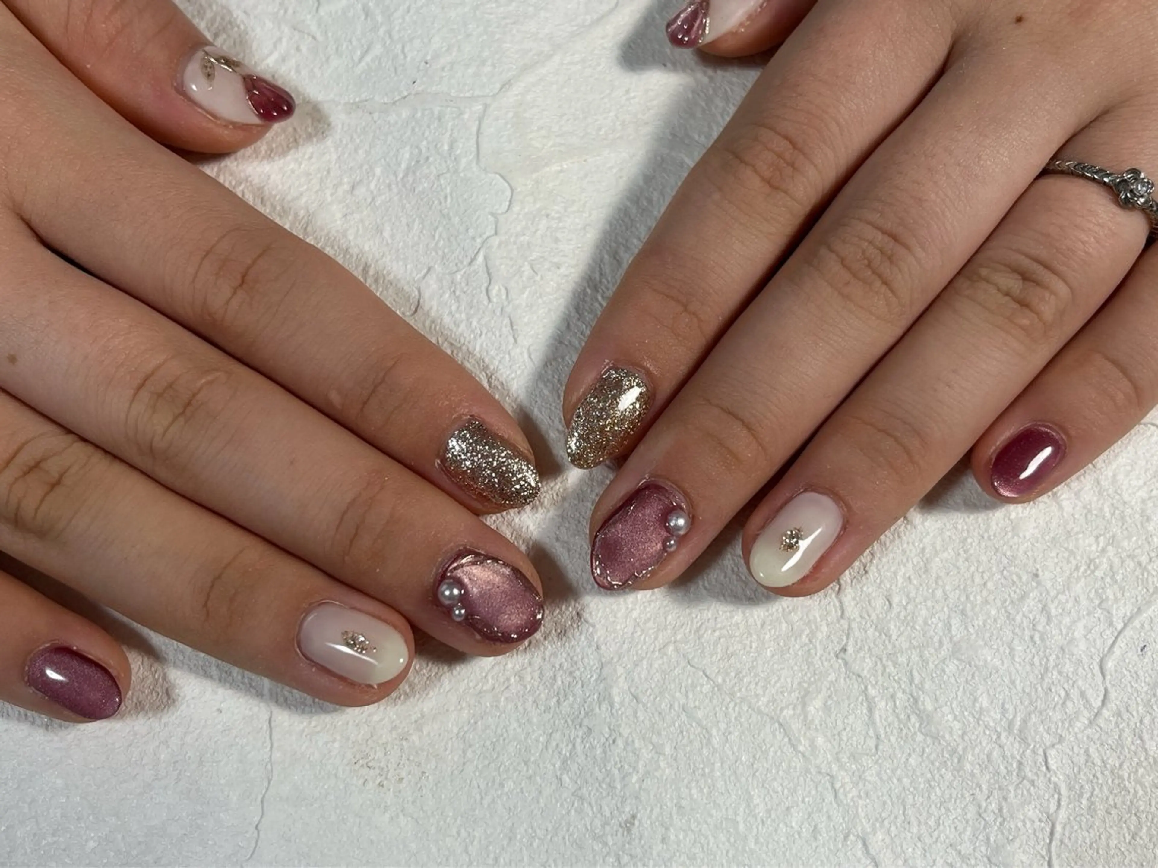 ネイル オーロラネイル フットネイル フレンチネイル ジェルネイル 韓国ネイル kiki nail たまプラーザのネイルデザイン