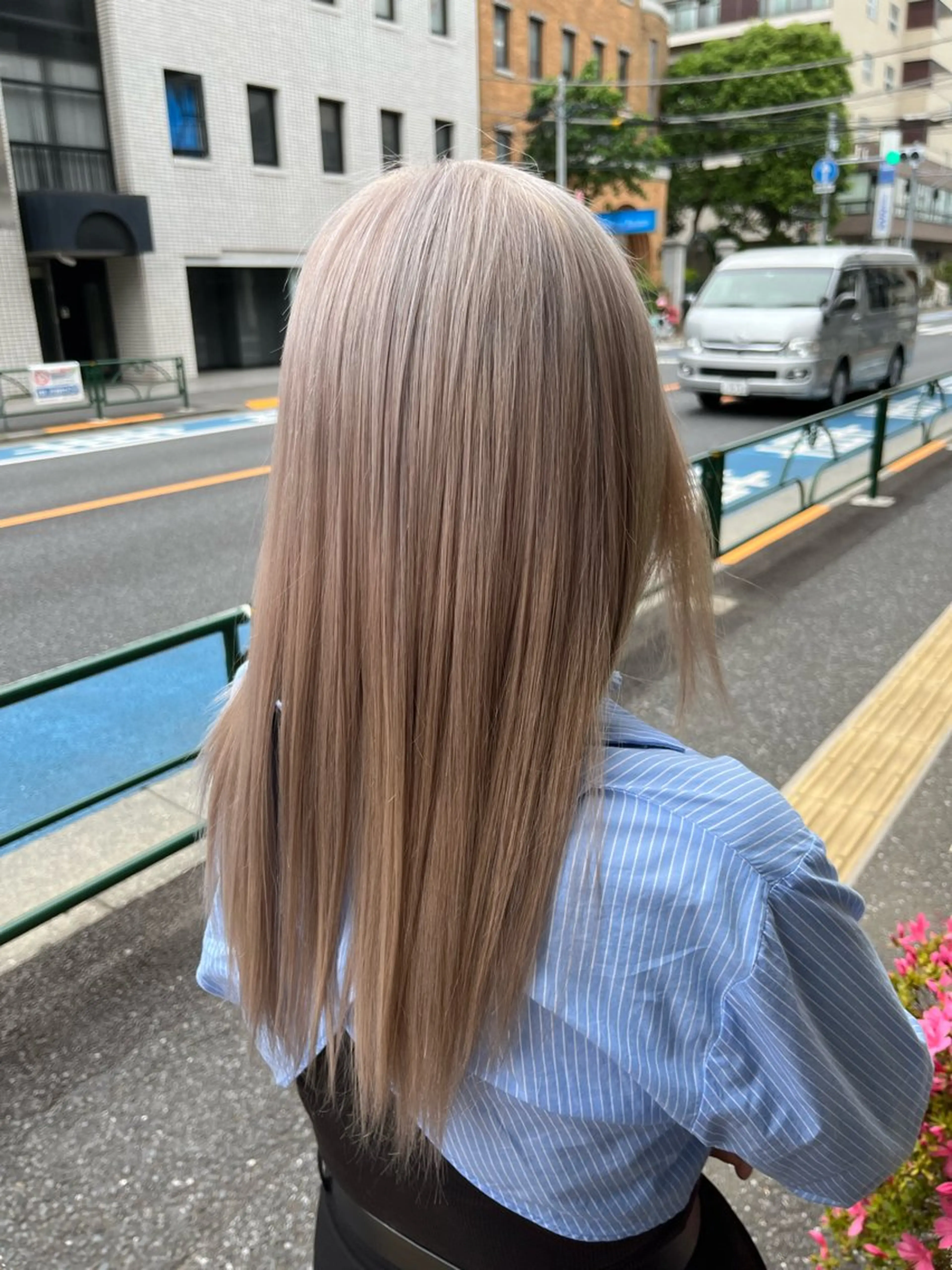 ロング カラー ヘアカラー トリートメント 艶髪/ハイトーン/ ヘアセット/モエノのヘアスタイル