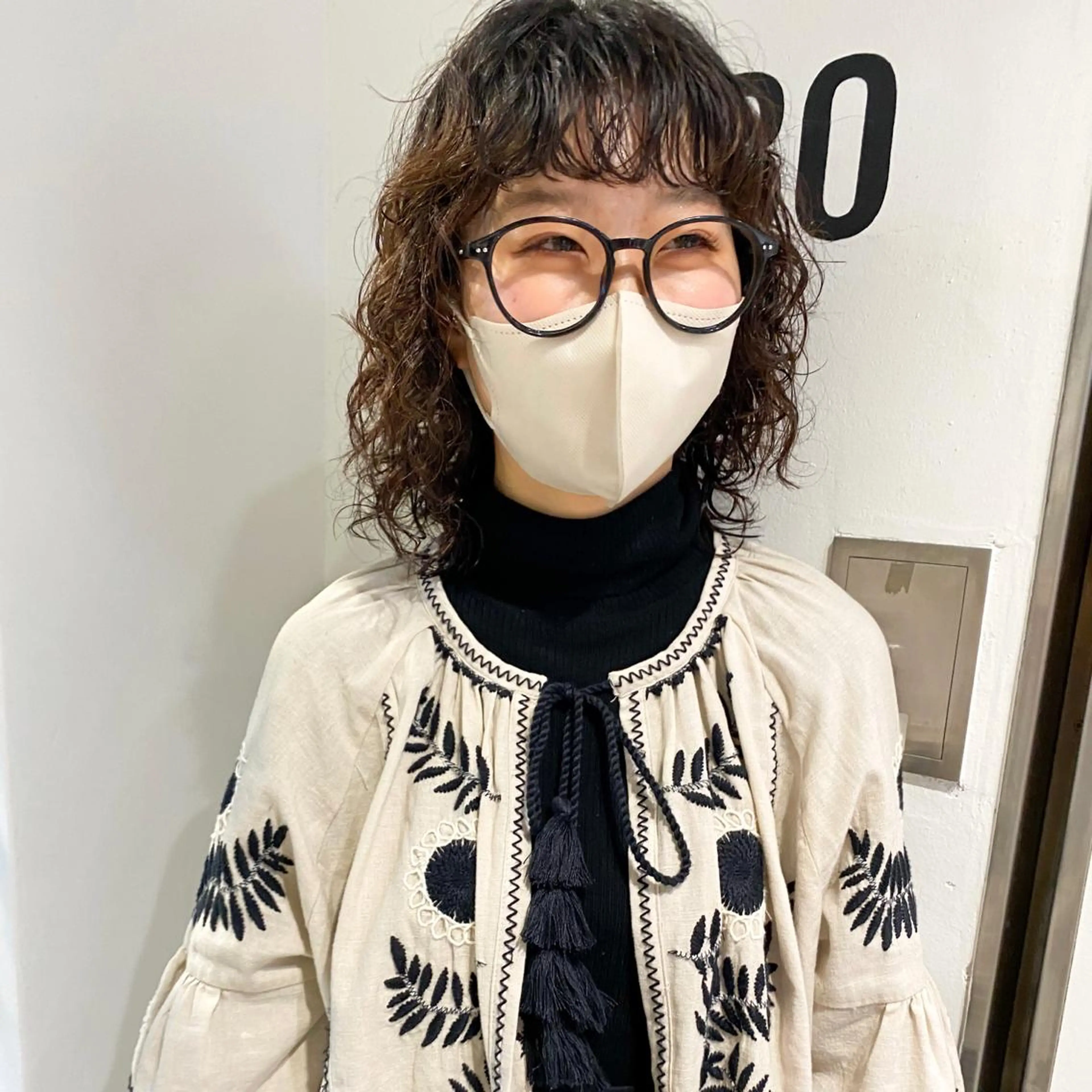 ミディアム カラー パーマ ヘアアレンジ メンズ キッズ ネイル マツエク・マツパ ミディアムパーマ メンズパーマ メンズウルフカット ウルフカット パーマスタイル🔅 sayacaのヘアスタイル