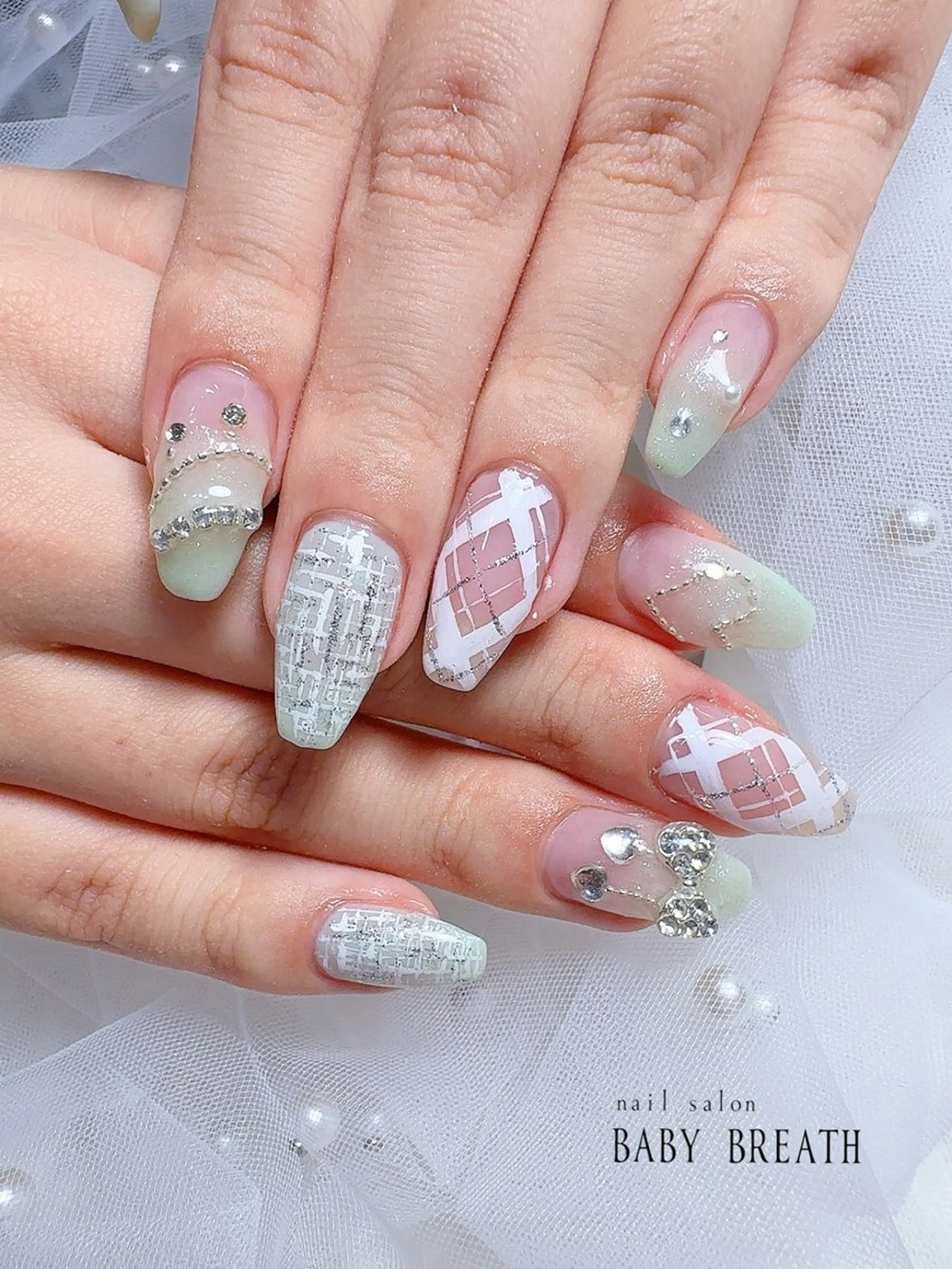 ネイル アートネイル フラッシュネイル フットネイル グラデーション ラメ(グリッター) ハンドネイル BABY  BREATH所属・y natsumiのネイルデザイン