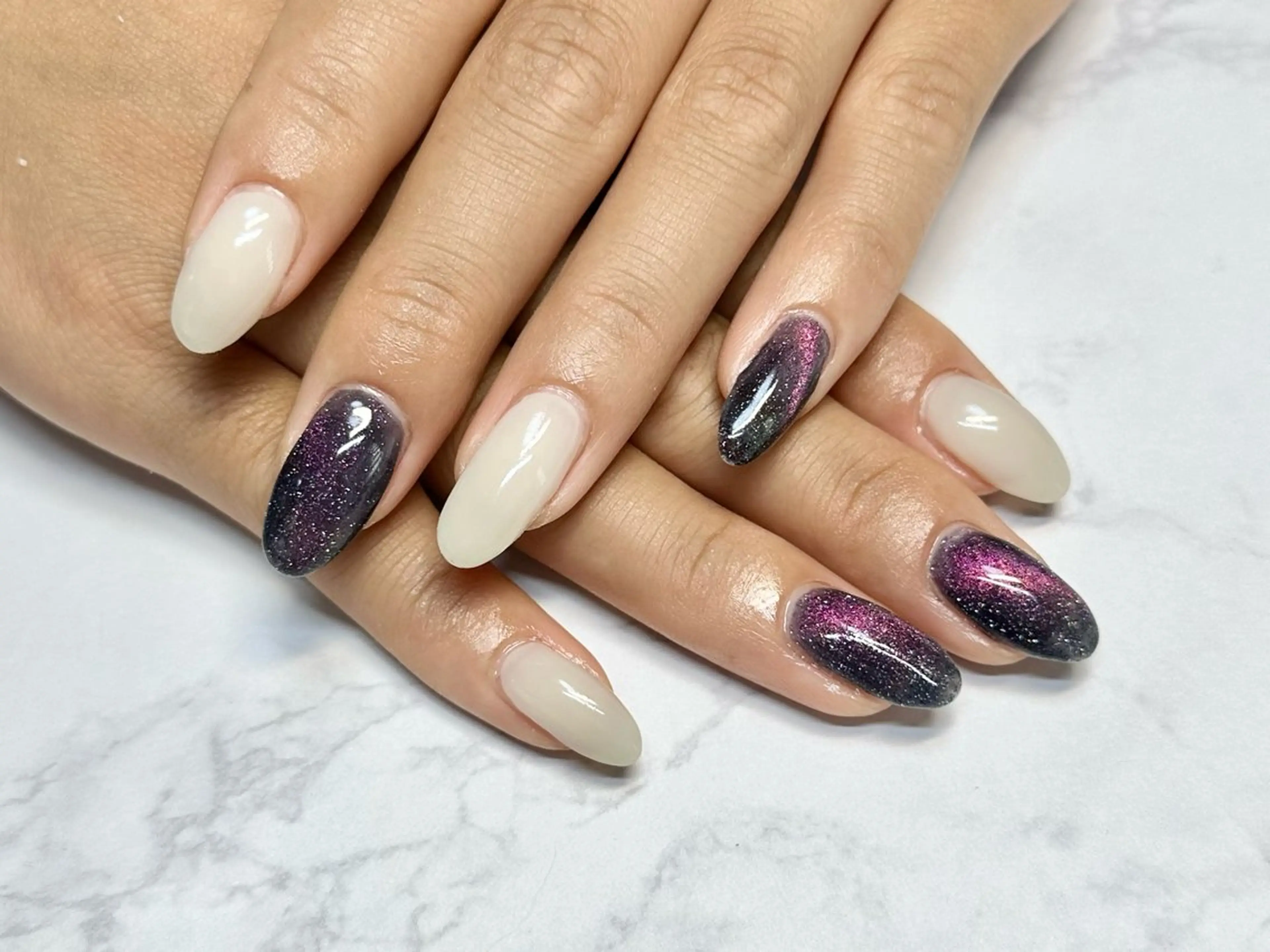 ミディアム ハンドネイル Bonheur 【ボヌール】のネイルデザイン