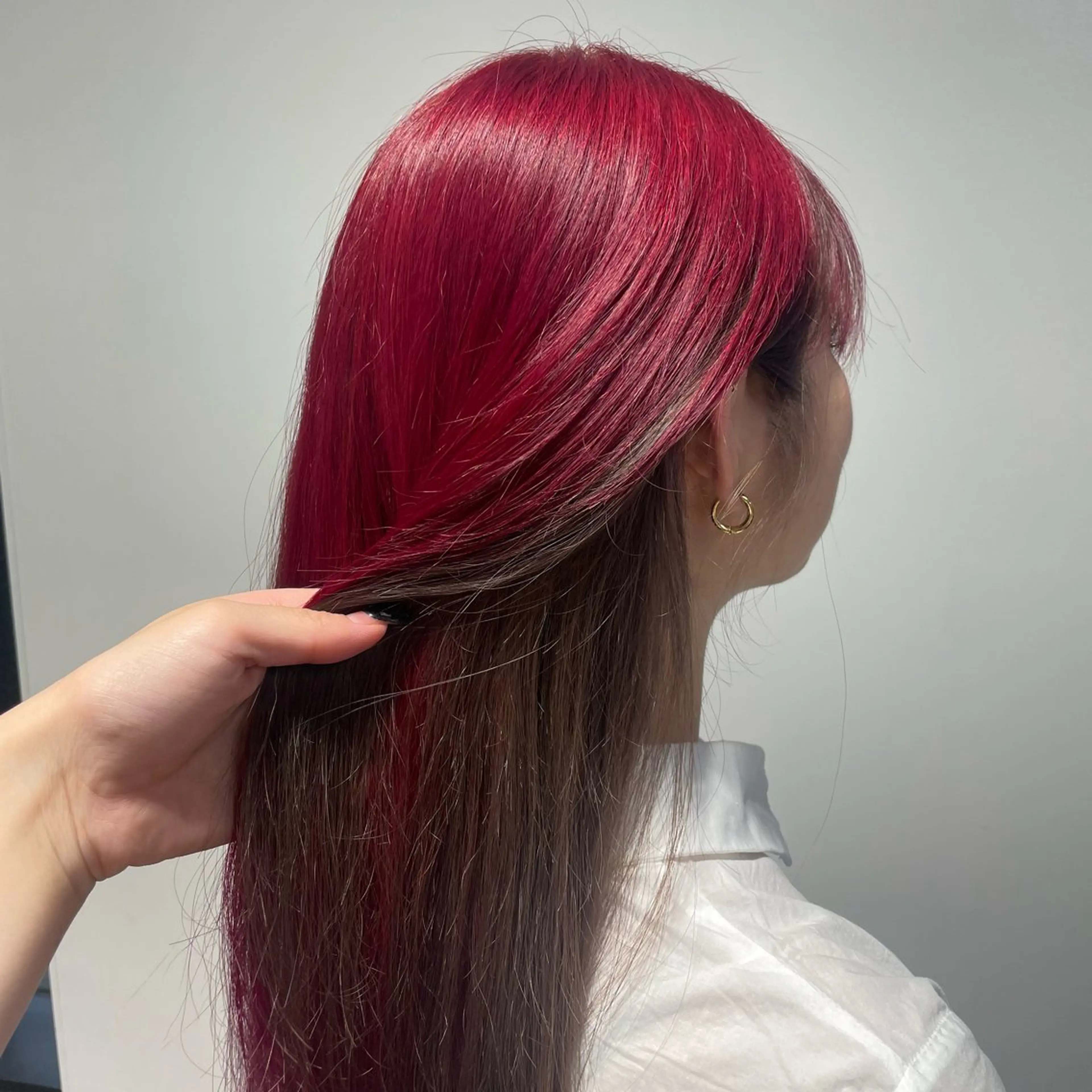 セミロング カラー sawaka🪽うる 艶カラー/レイヤーのヘアスタイル