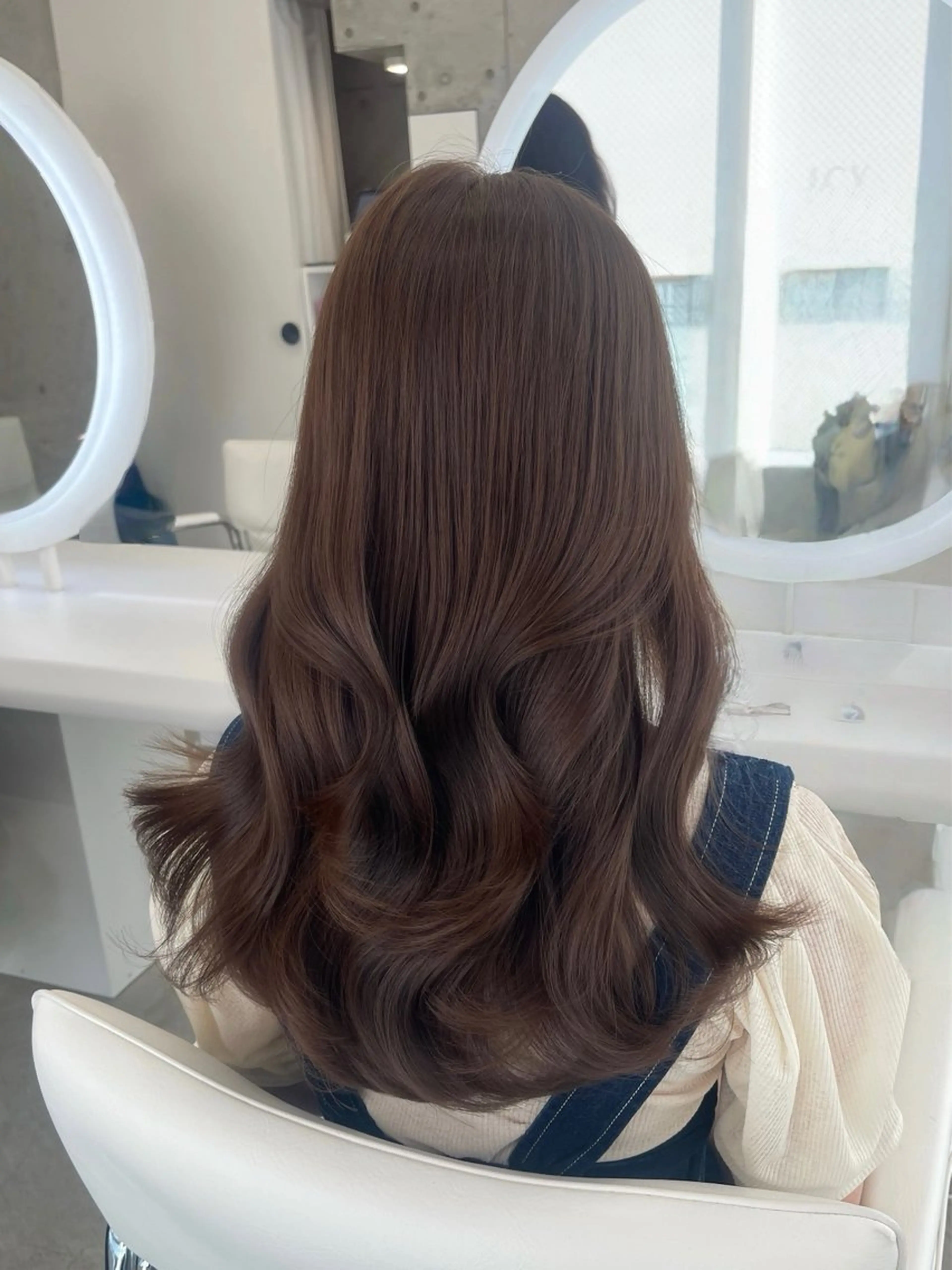 セミロング 透明感カラー🎀 icyきなみのヘアスタイル