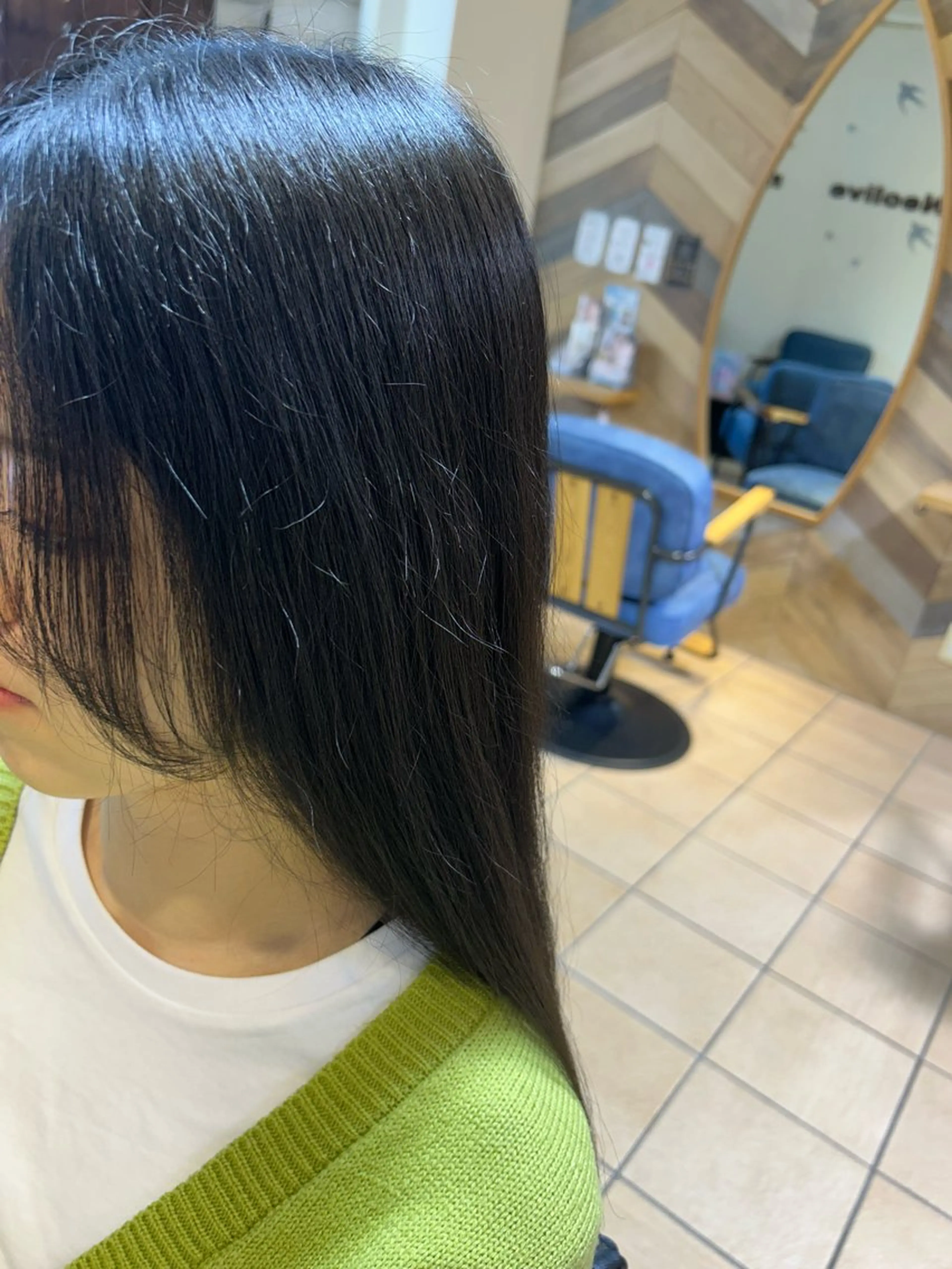 ロング 顔周りカット ロング 宮川 桃英のヘアスタイル