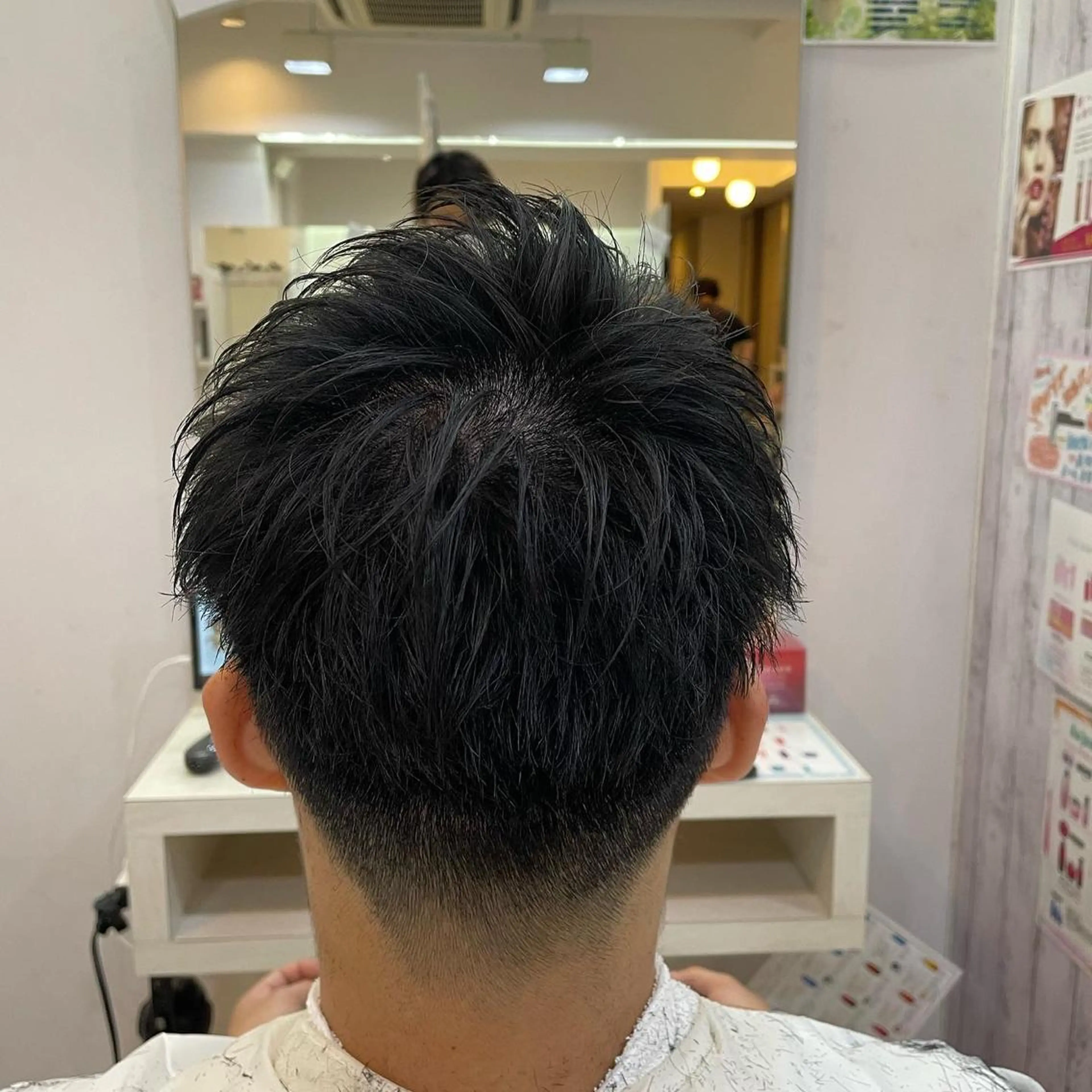 ショート メンズ フェードカット 刈り上げ ショートヘア カット 髪質改善× ハイライト溝江のヘアスタイル