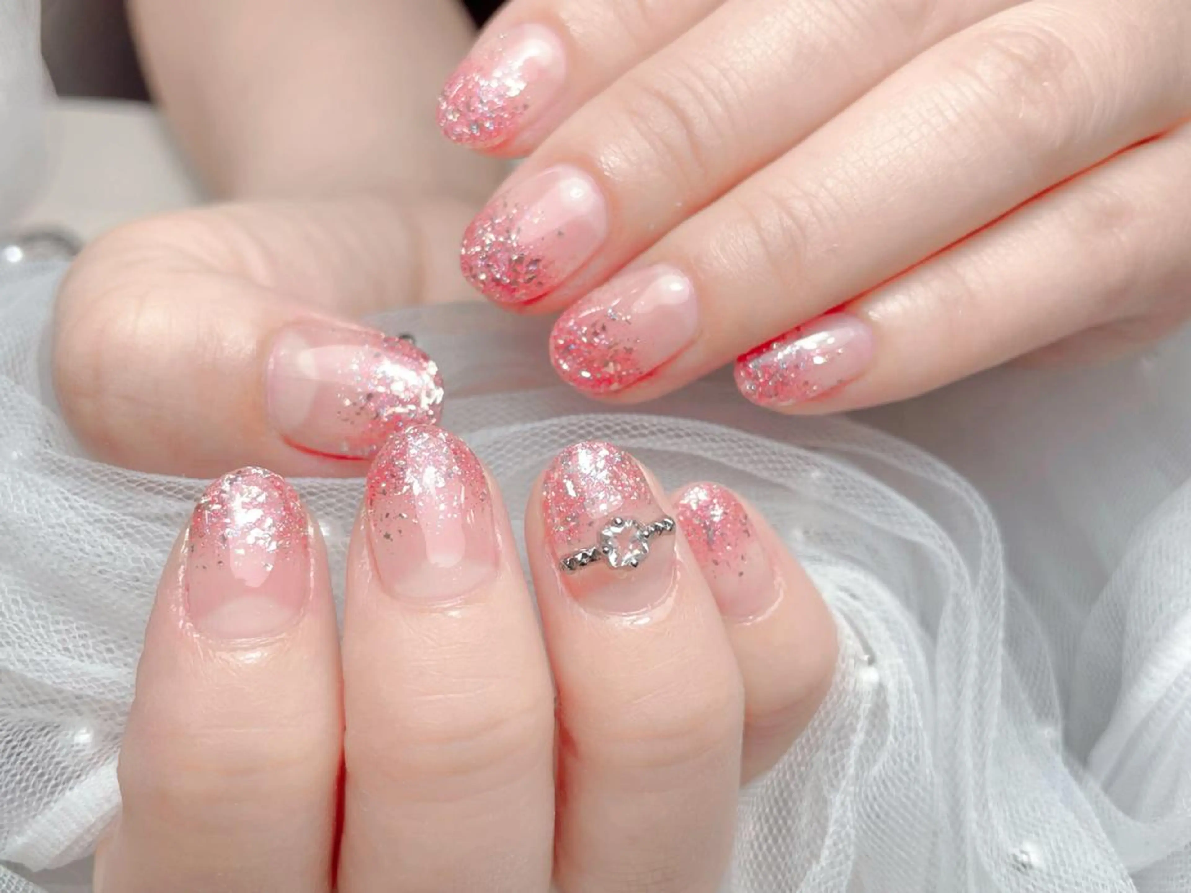 ネイル マジックミラー所属・マジック ミラーのネイルデザイン