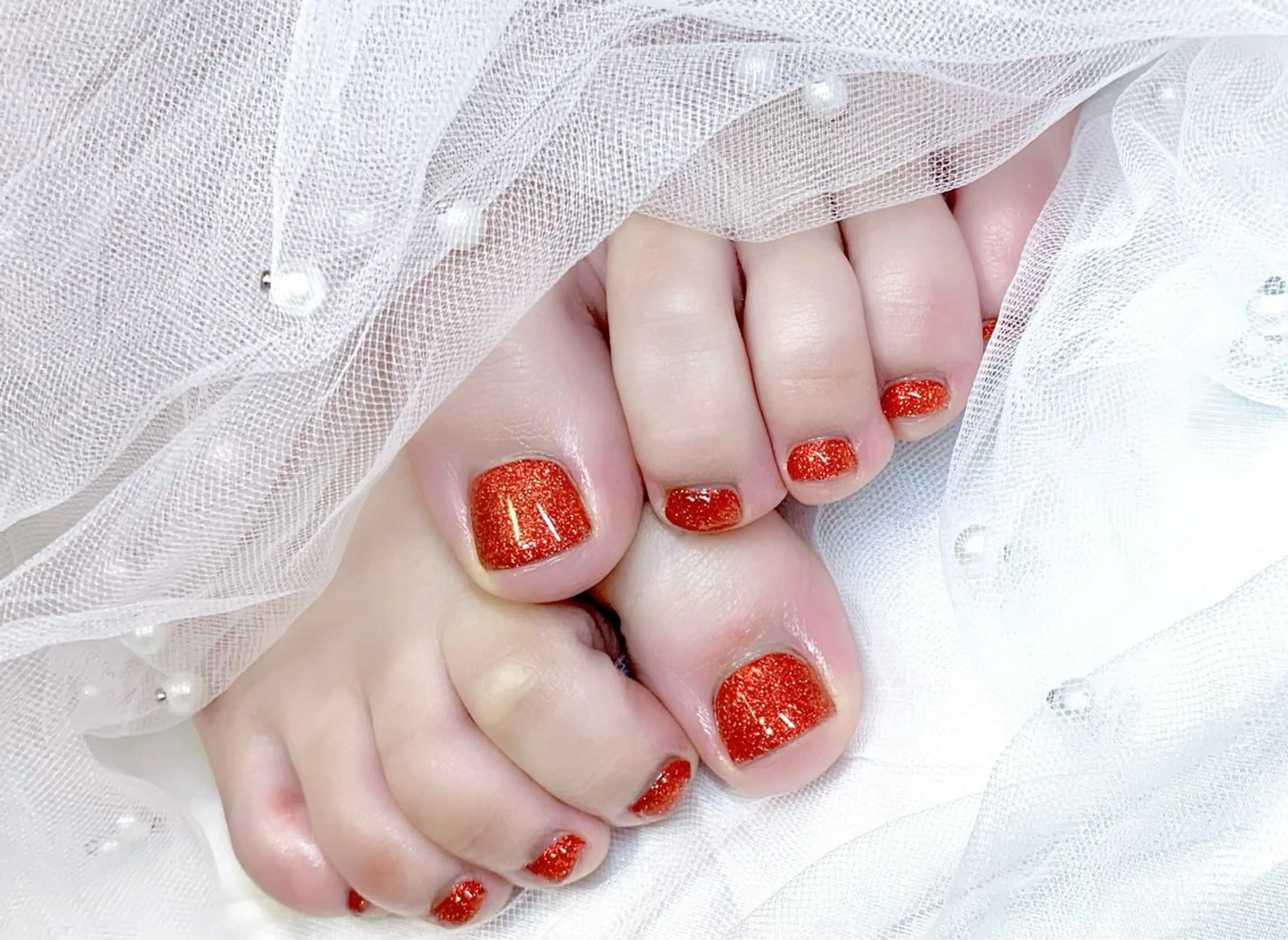 ネイル フットネイル ワンカラーネイル 冬ネイル クリスマス Chat noir所属・【chatnoir】 MIYUのネイルデザイン