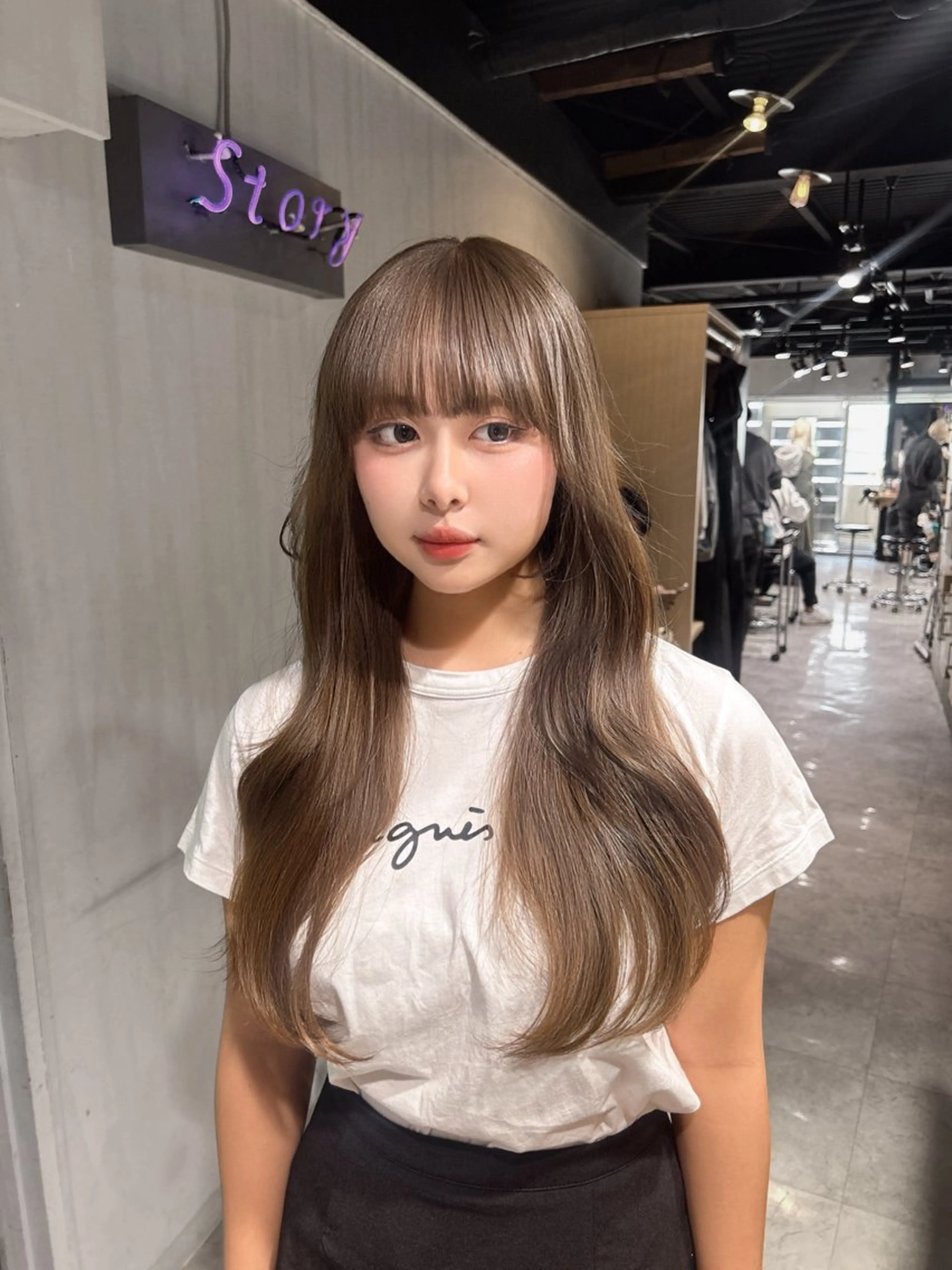 ロング 韓国風カラー 姫カット 韓国風ヘア レイヤーカット ワンホンレイヤー MEI🎀垢抜けカラ ー🎀韓国styleのヘアスタイル