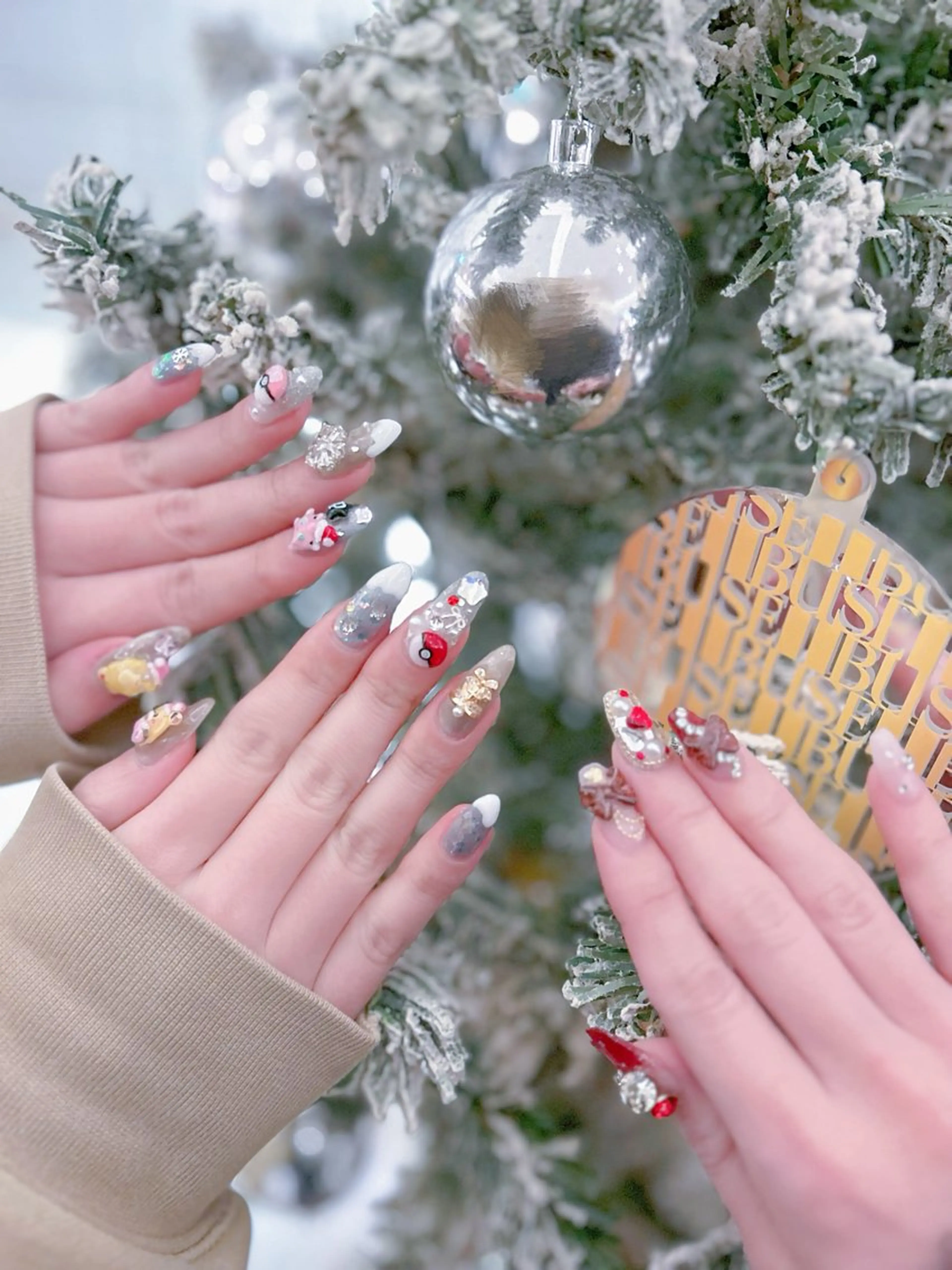 ネイル Yudia🩵 Yuiのネイルデザイン