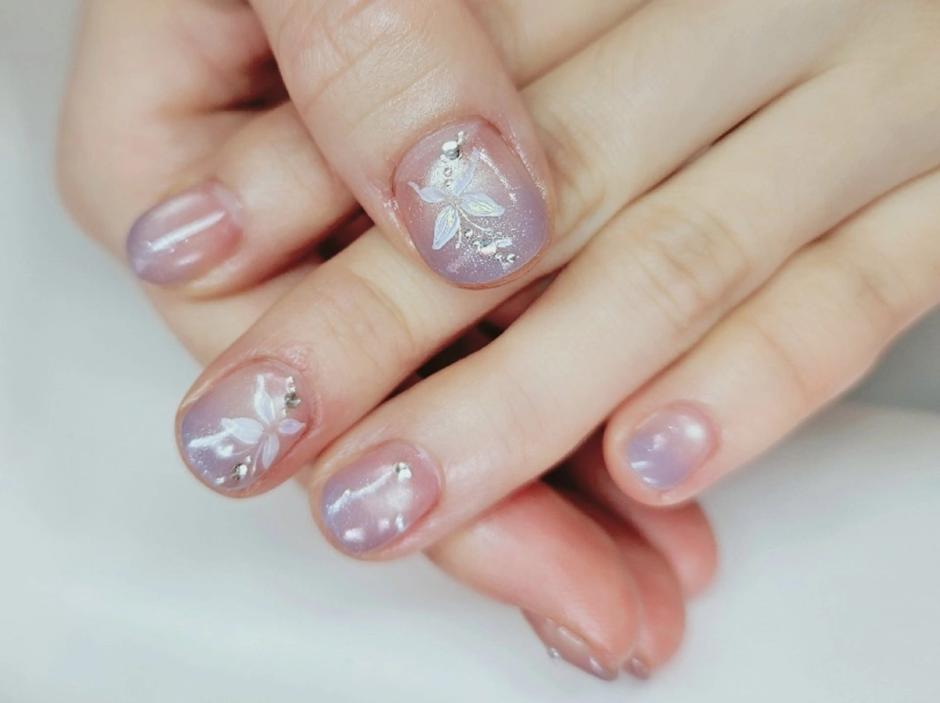 ネイル ハンドネイル nail  -es-のネイルデザイン