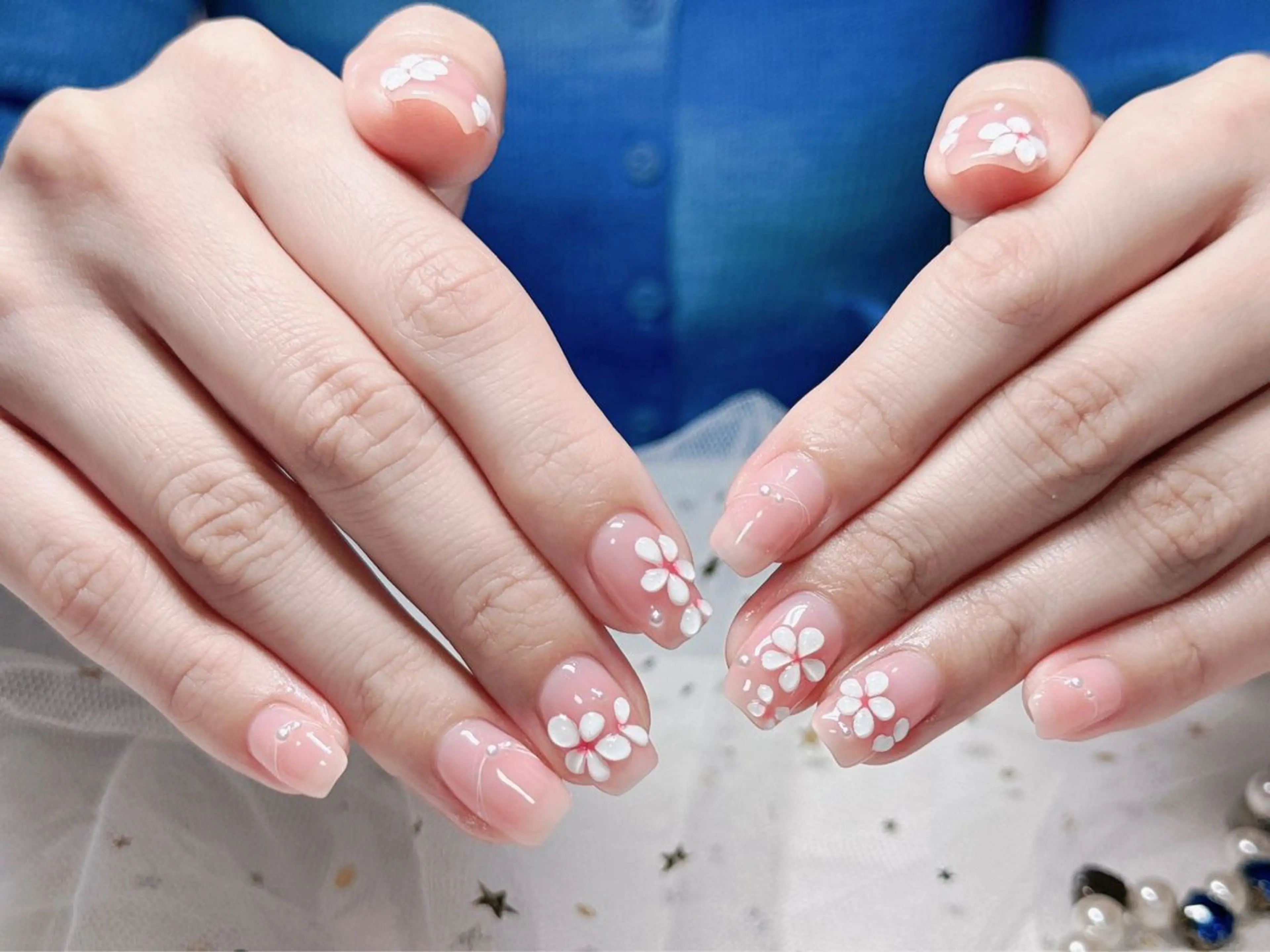 ネイル ハンドネイル ハンドケア Rarity ネイルサロン所属・Rarity ネイルサロンのネイルデザイン