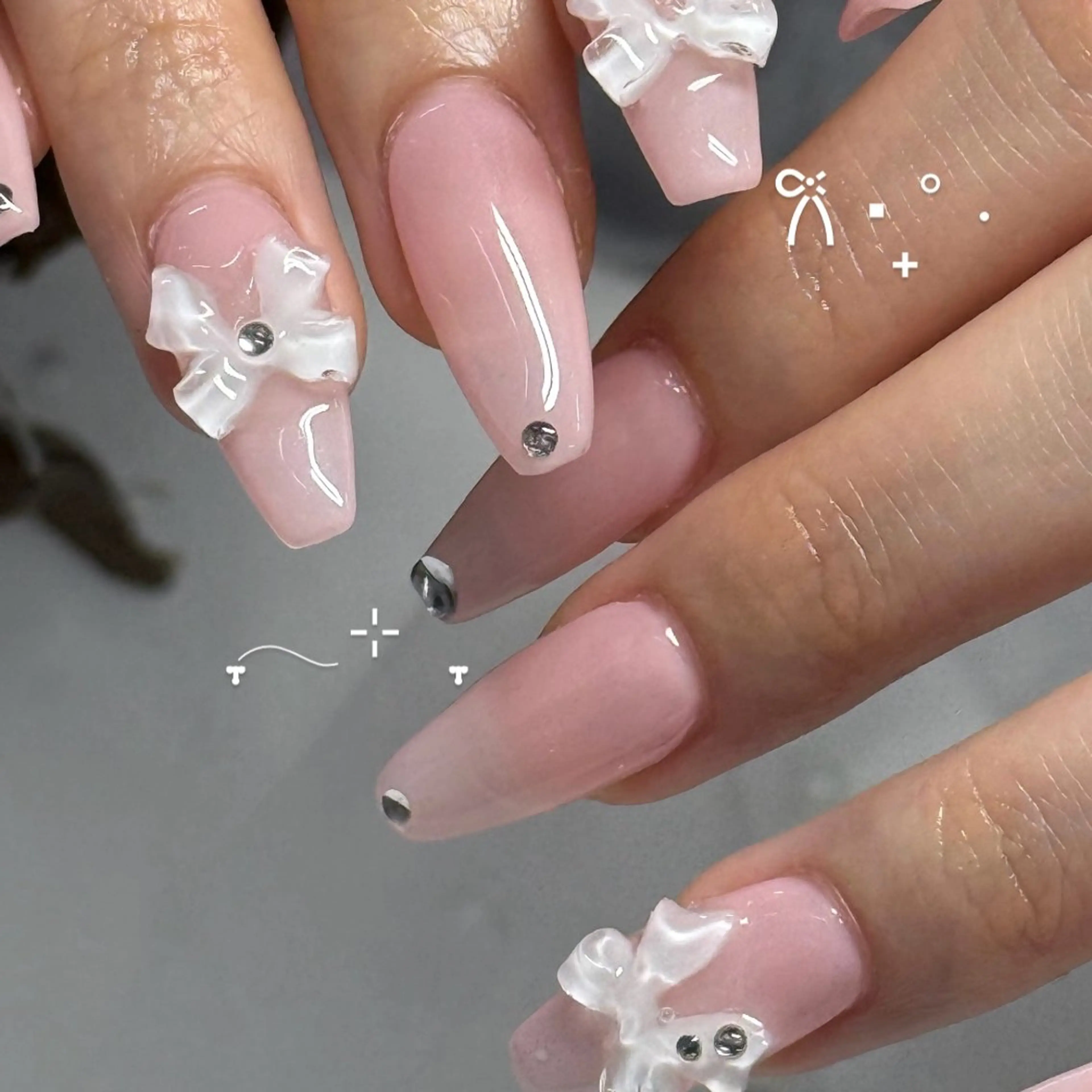 ネイル ピンク ハンドネイル WOLTOKYO渋谷 yunaのネイルデザイン