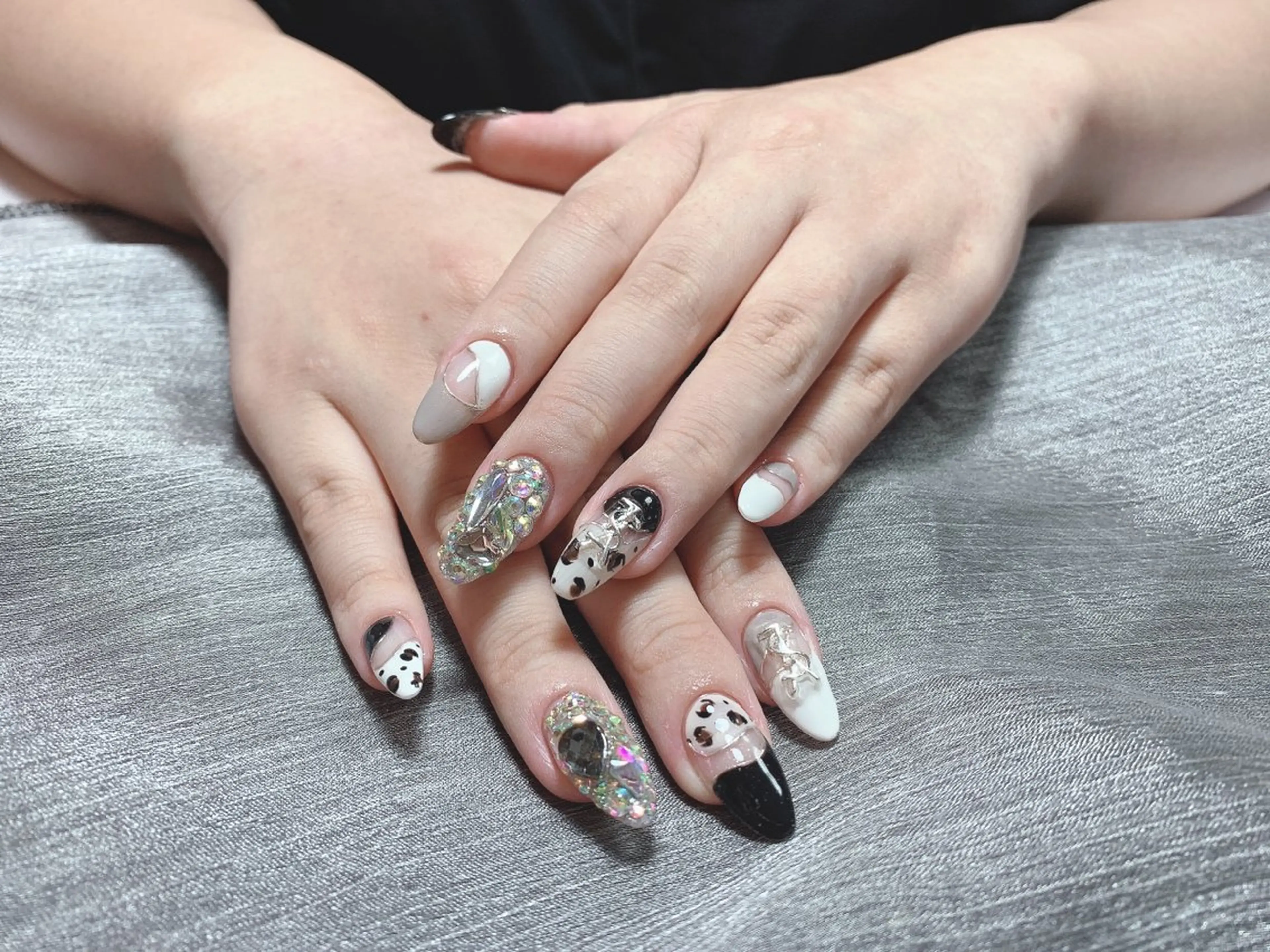 ネイル Nail salon EN🎀のネイルデザイン