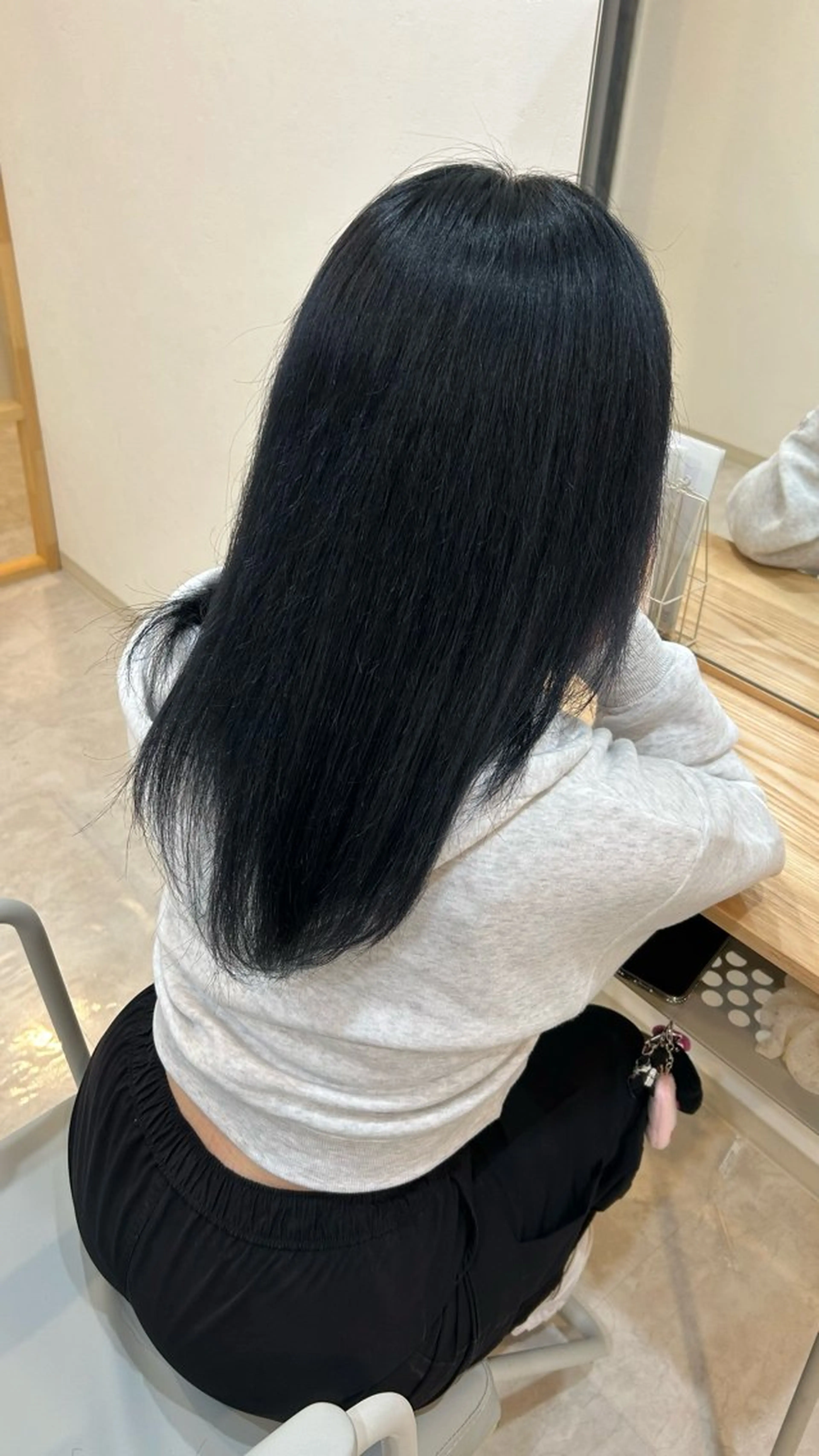 セミロング ヘアカラー 青木 優雅のヘアスタイル