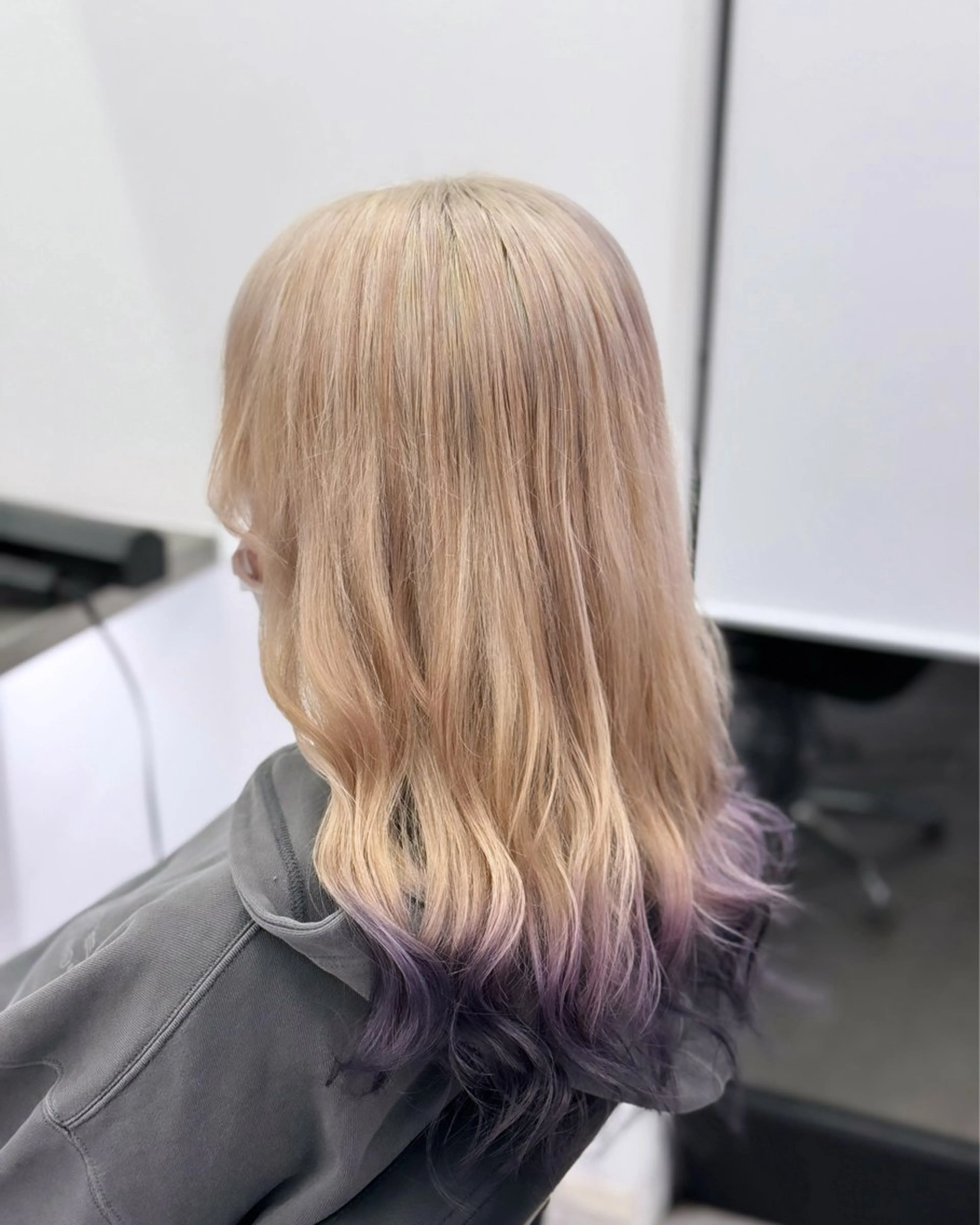 セミロング ice prod by　bloom所属・Suzaki Koukiのヘアスタイル