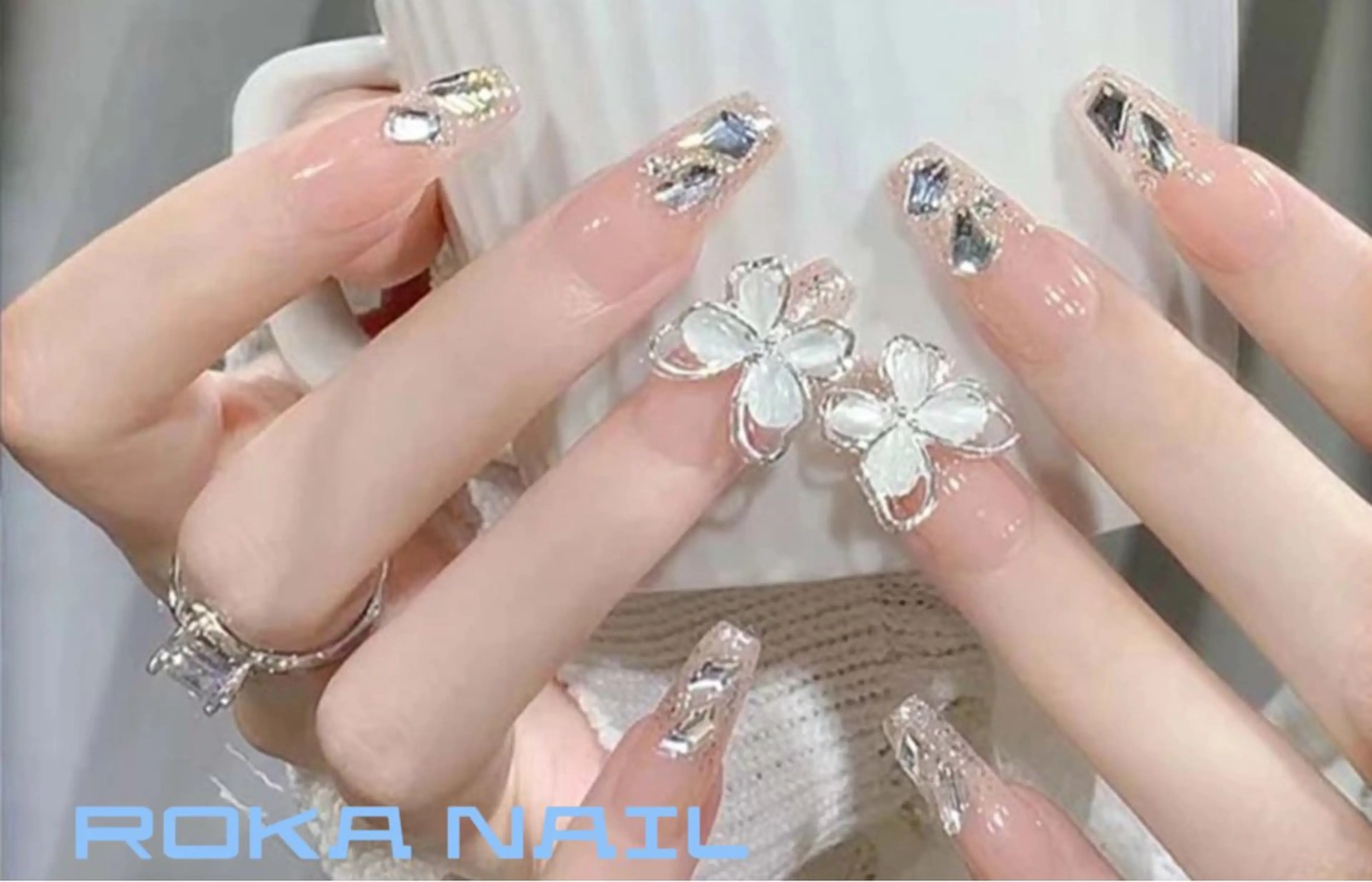 ネイル ハンドネイル 小方 サトミのネイルデザイン