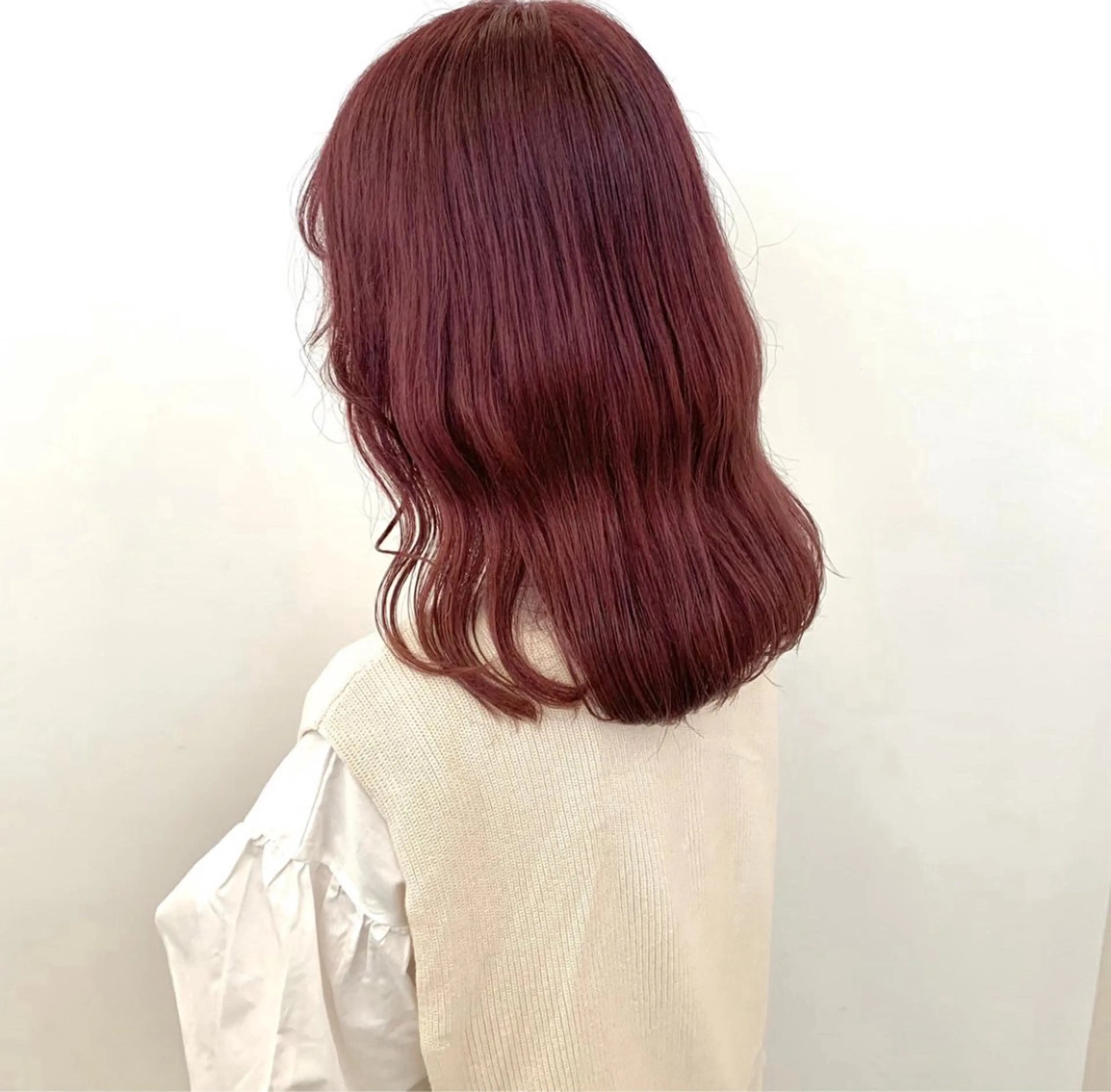 ミディアム カラー ブリーチ ブリーチなしカラー ピンクカラー 今井 愛歩のマツエク・マツパデザイン