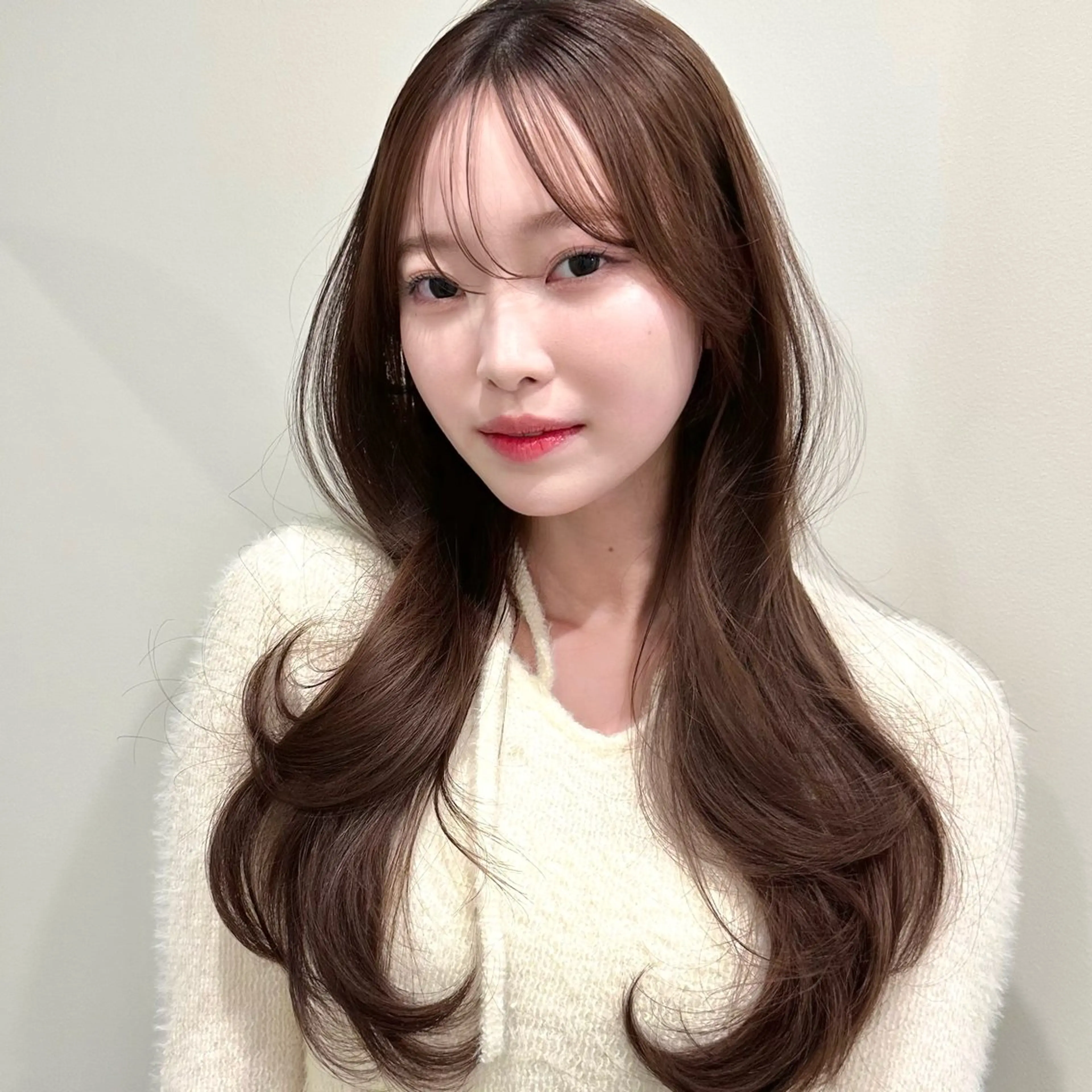 セミロング カット ヘアカラー トリートメント 🌹ハッシュカット、 レイヤー韓国ヘア🌹のヘアスタイル