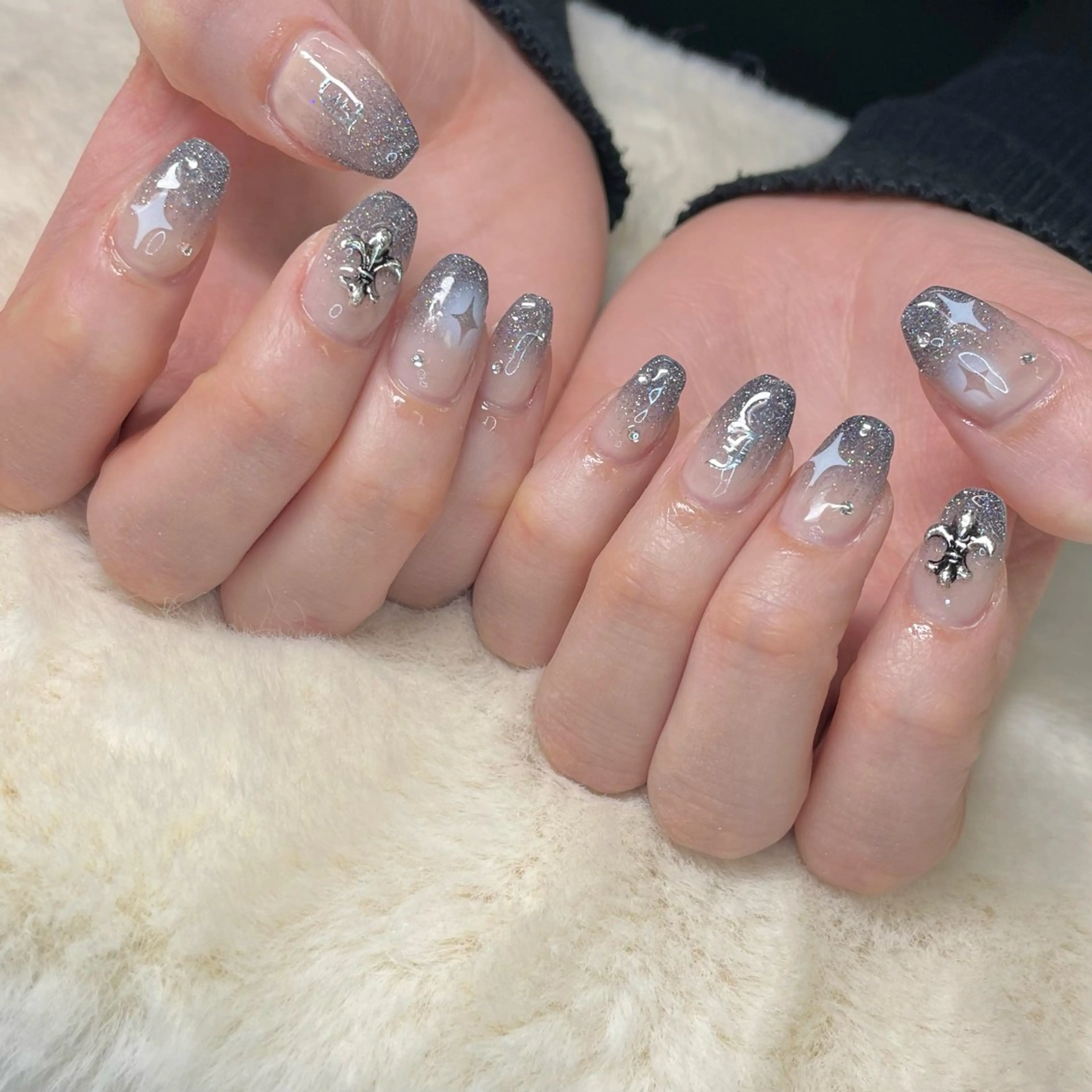 ネイル b'6 by Stir所属・b'6 SAKINAのネイルデザイン