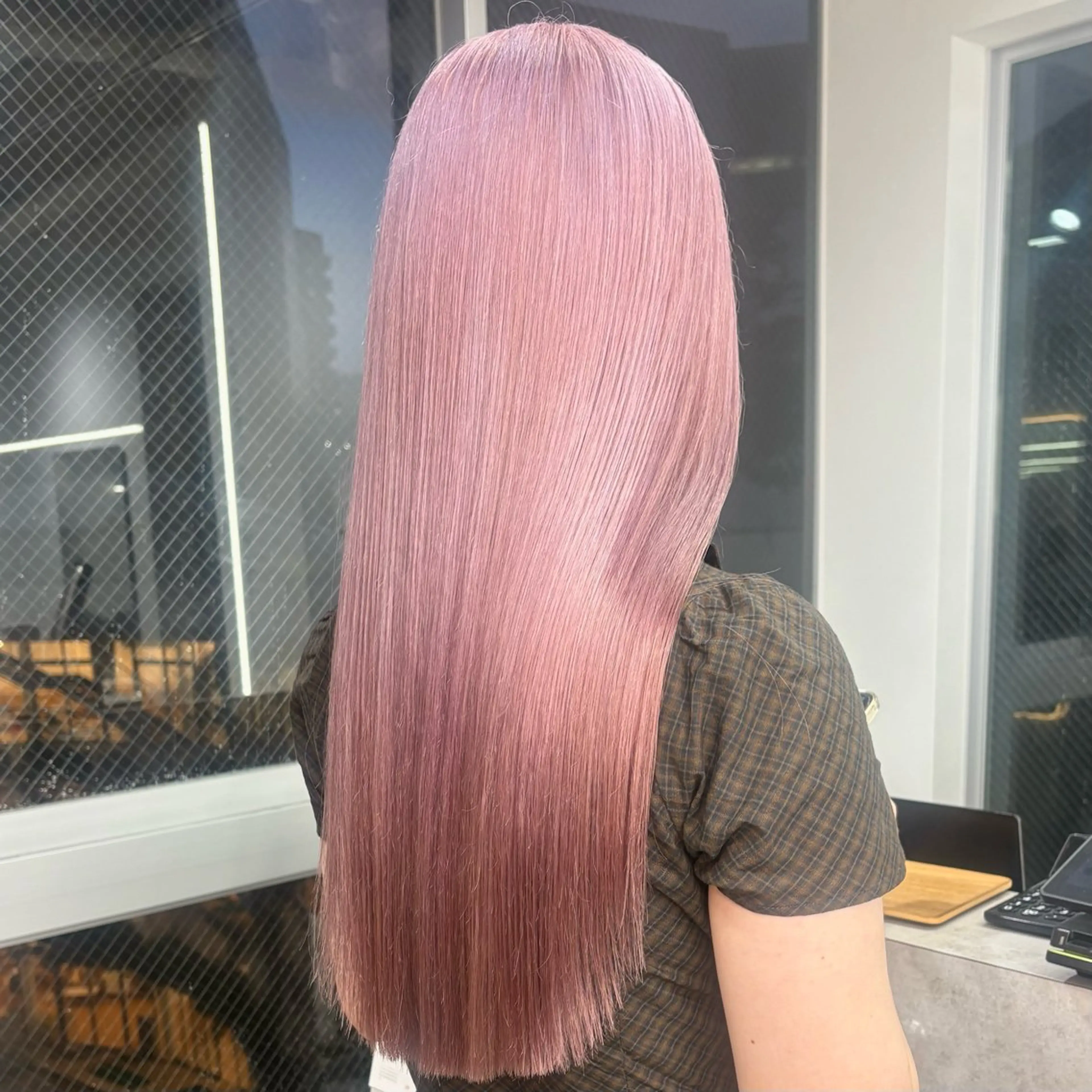 セミロング カラー ラベンダーカラー ピンクカラー ピンクラベンダー ヘアカラー トリートメント ハイトーン ayane💖のヘアスタイル